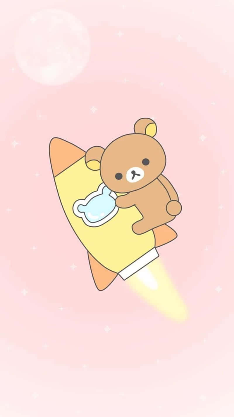 一隻卡通小熊在帶有月亮的粉紅色星空中乘坐火箭。