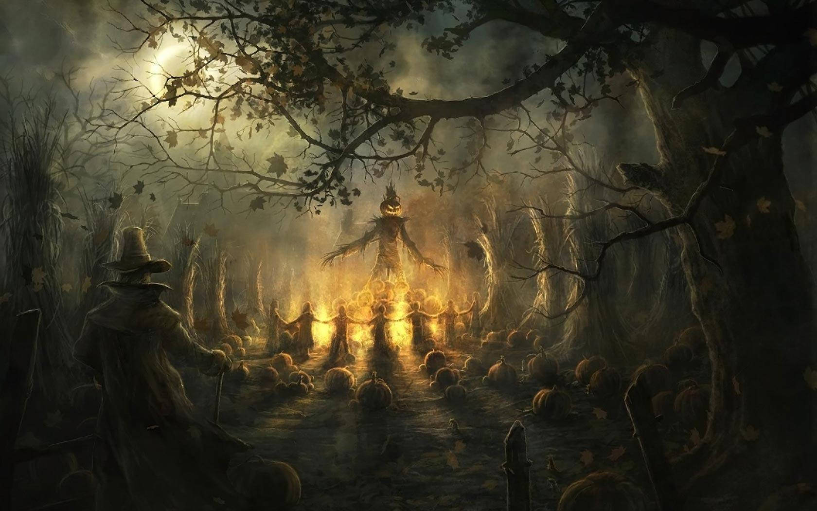 一個女巫在夜晚的恐怖森林中走向一個發光的傑克南瓜燈稻草人。