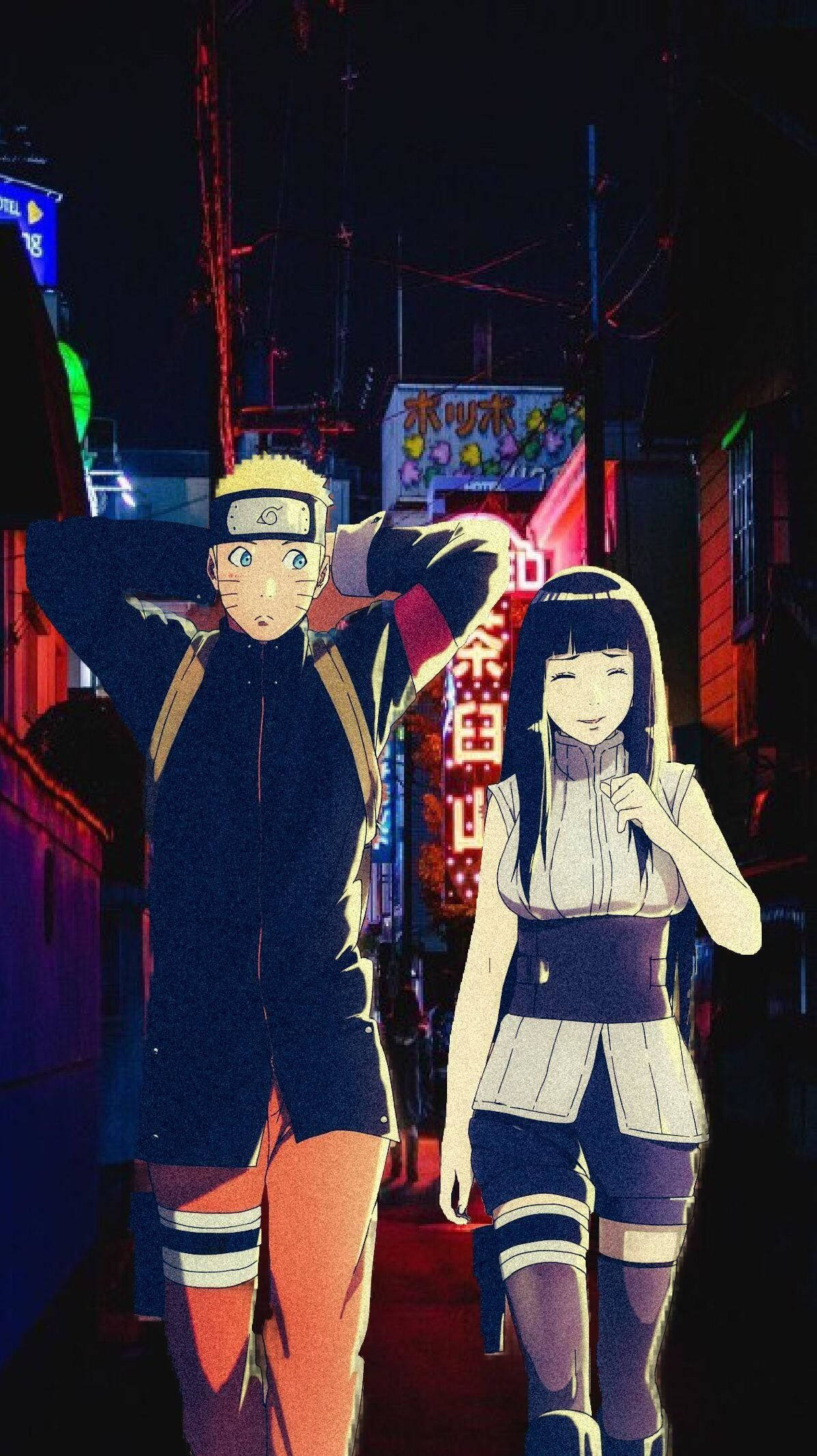 日向雛田 - 隱密村的優雅女忍者 壁紙 — 兩個動漫角色走過一條霓虹燈照亮的夜街，身後有發光的招牌和城市雜亂。