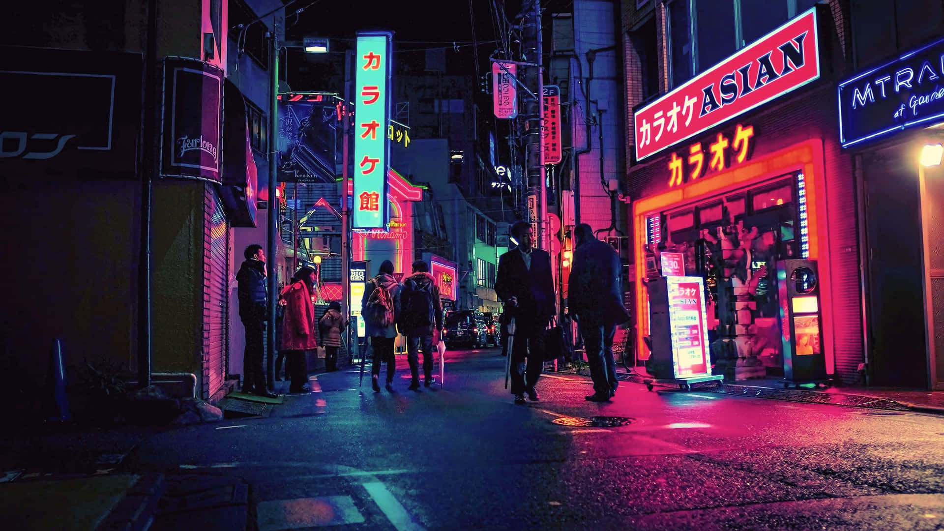 夜晚霓虹燈照亮的東京小巷，行人與潮濕瀝青上反射的發光招牌。