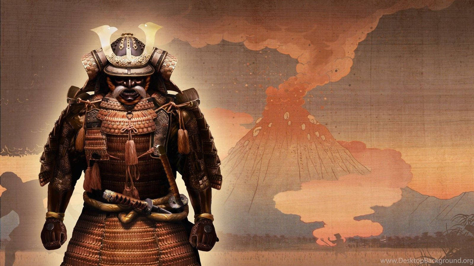 日本武士火山 壁紙 — 一位身穿精細盔甲的武士戰士站在冒煙的火山前，背景是溫暖的日落天空。