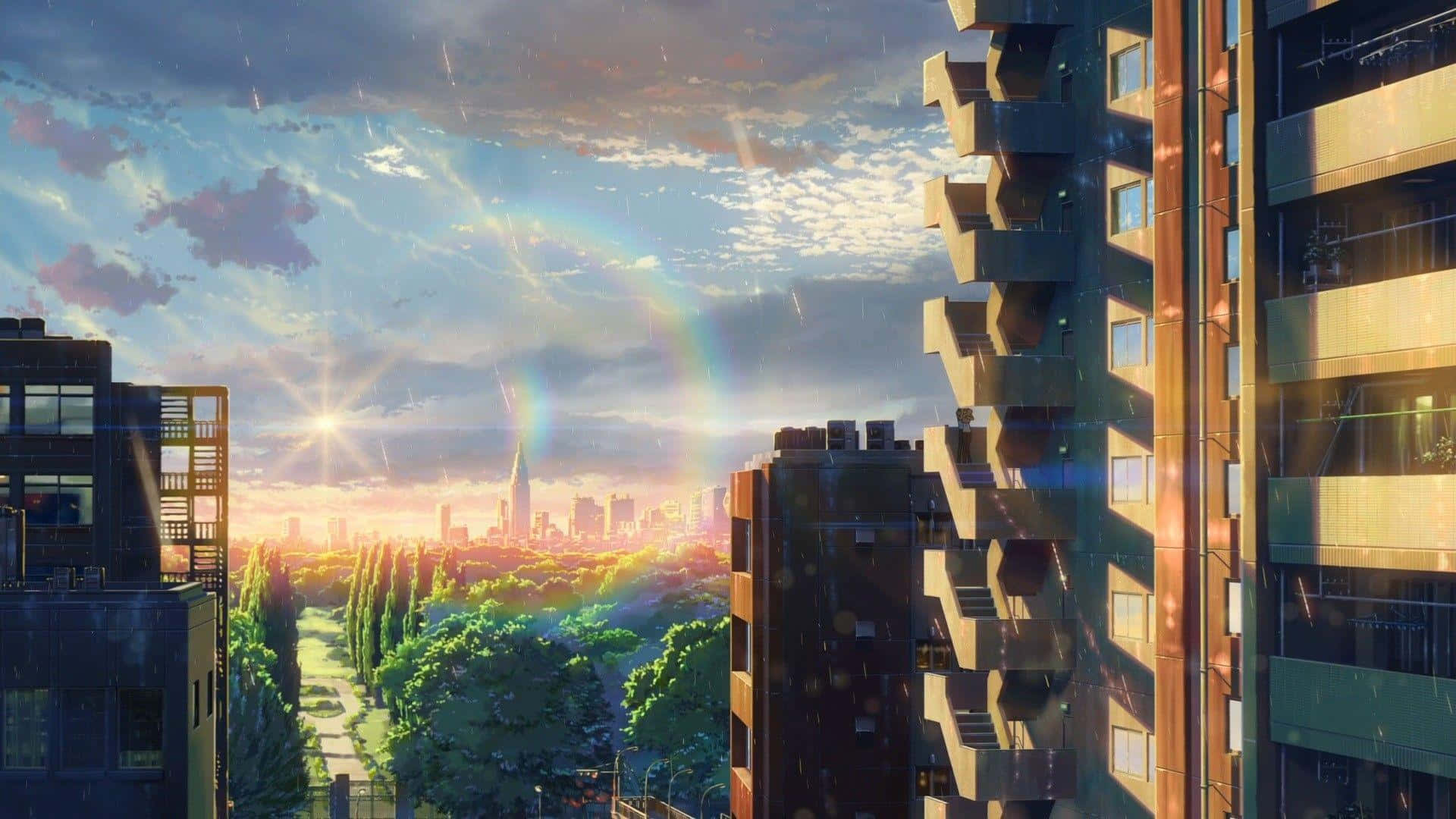 Makoto Shinkai 桌布 壁紙 — 日落時分充滿活力的動畫城市景觀，彩虹拱形於高聳建築之間的茂密綠樹之上。