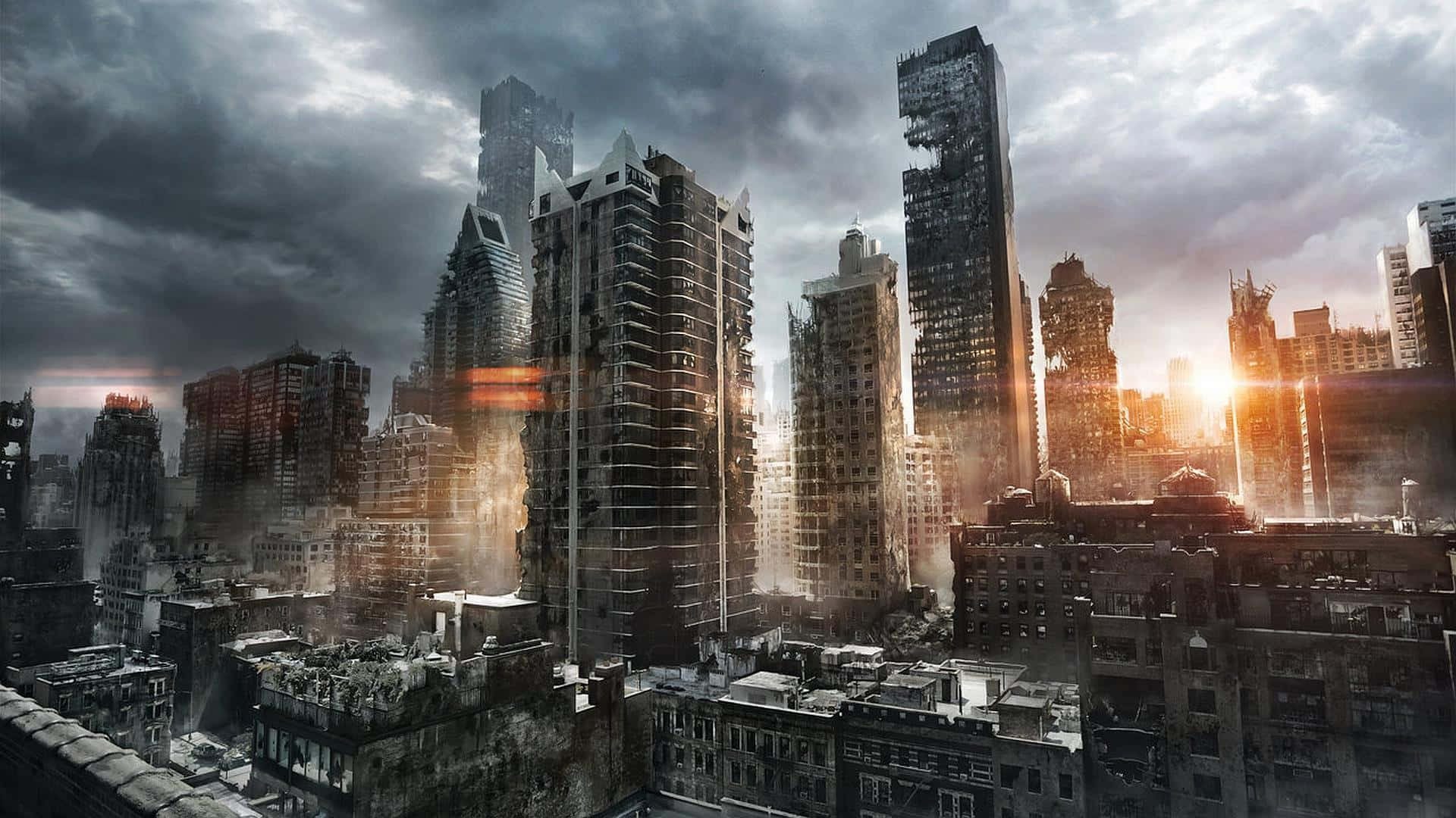 Dark Dystopian 桌布 壁紙 — 日落時分的反烏托邦城市景觀，高聳的摩天大樓在黑暗的暴風雲下成為廢墟。