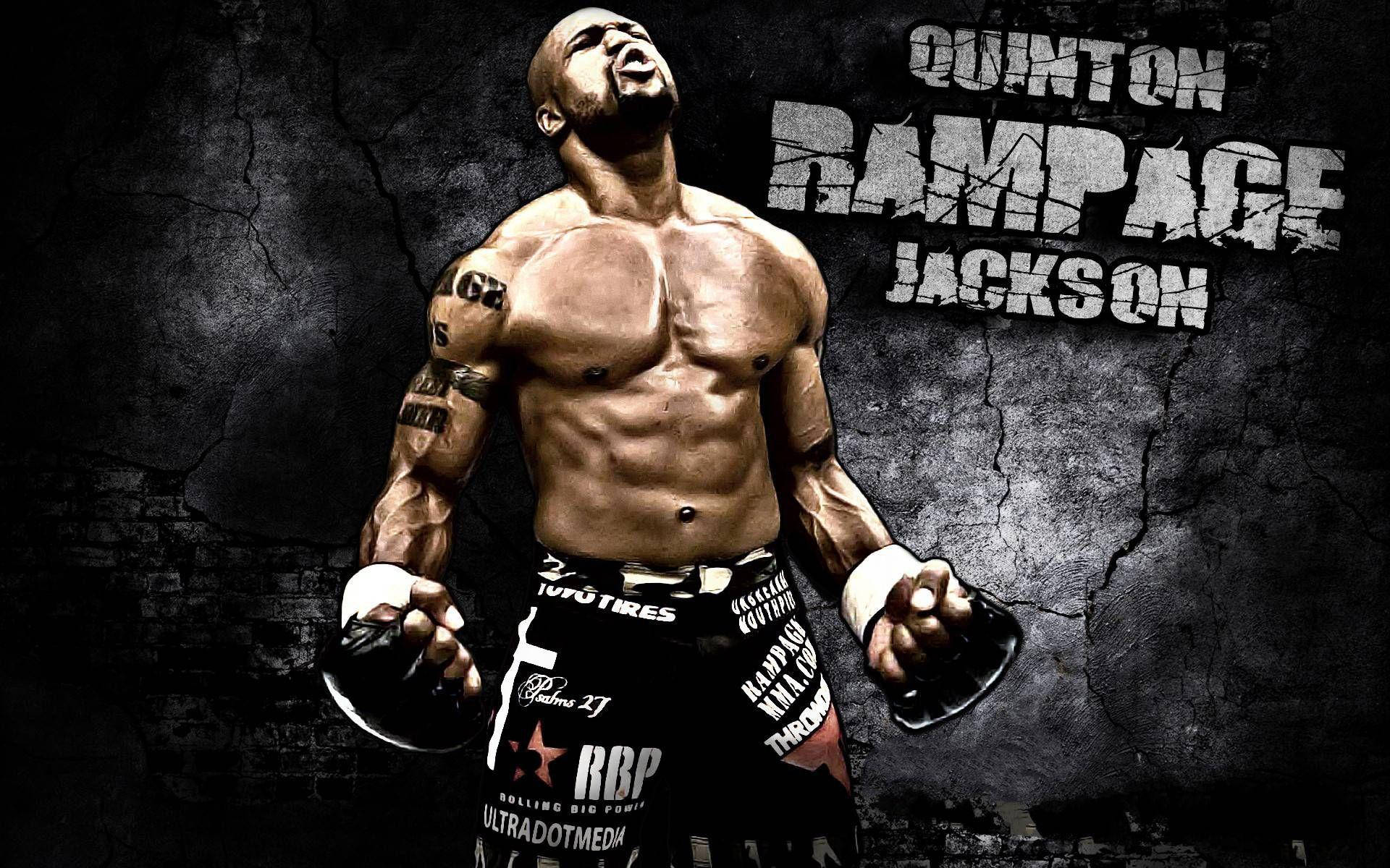 運動型戰士 Quinton Rampage Jackson 身穿戰鬥裝備，舉起拳頭咆哮。