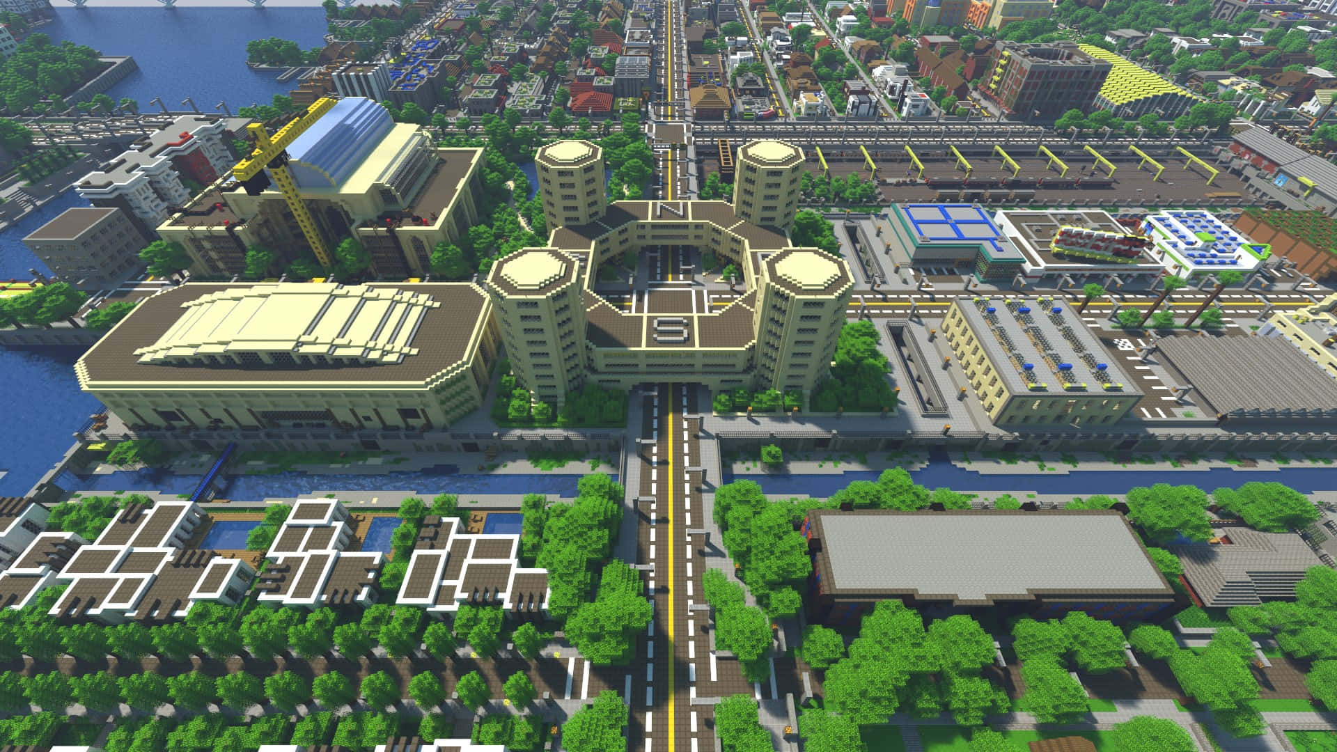 Minecraft Map 桌布 壁紙 — 明亮日光下，一座充滿活力的Minecraft城市鳥瞰圖，擁有方塊建築、河流和茂密的綠色樹木。