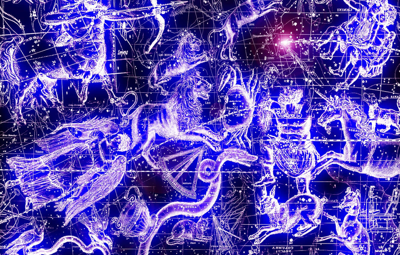 星辰引領心靈 壁紙 — 一幅充滿活力的藍色天體圖，在繁星點點的夜空背景下展示發光的星座和神話人物。