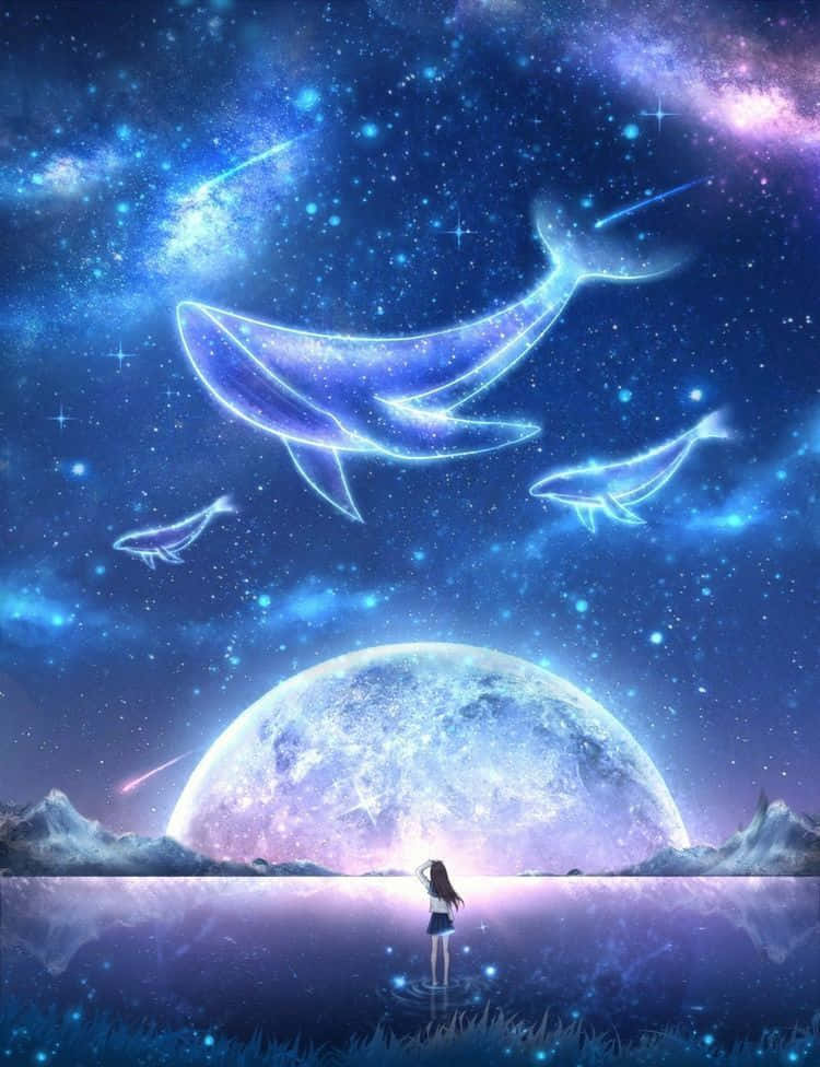 星際動漫飛鯨少女 壁紙 — 一個孤獨的女孩站在水邊，仰望在巨大月亮上方星空中游動的發光鯨魚星座。
