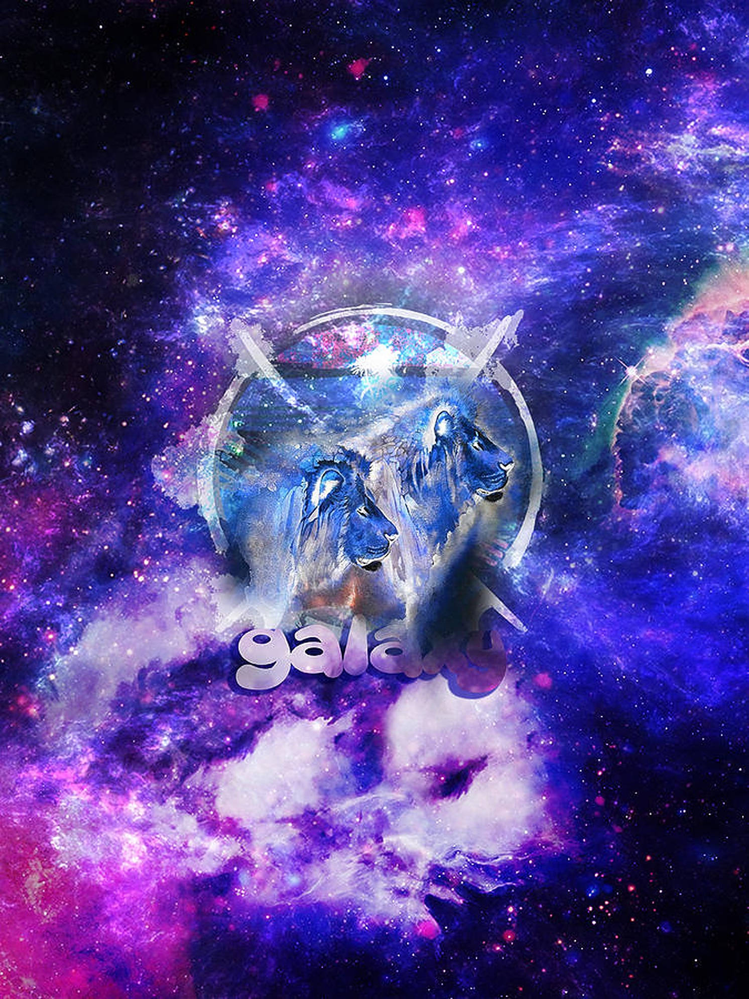 星際獅王圖形 壁紙 — 兩個獅子頭從發光的宇宙球體中浮現，背景是充滿星星的旋轉紫色和藍色星雲。