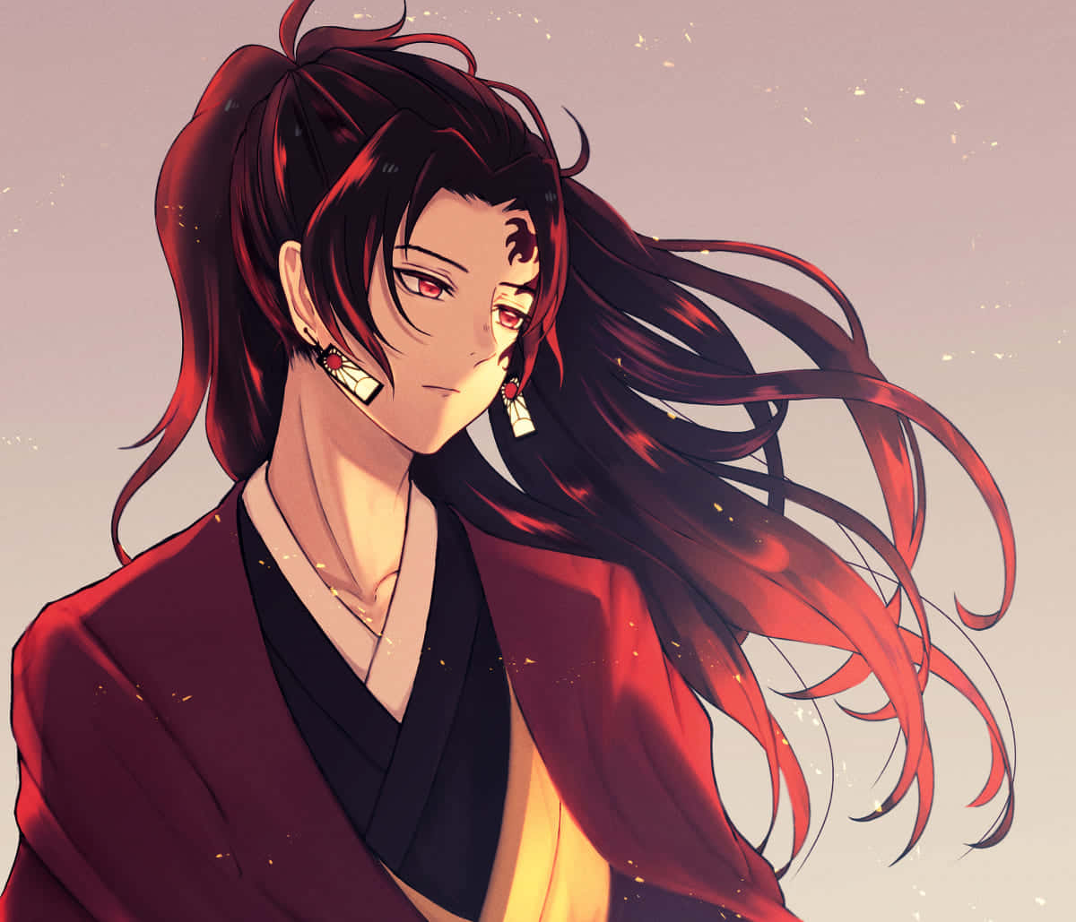 「時之繼國的勇者——宇髓天元」 壁紙 — 一個引人注目的動漫角色，擁有飄逸的紅髮和紅眼睛，穿著傳統的紅黑色長袍，背景是柔和的粉紅色。