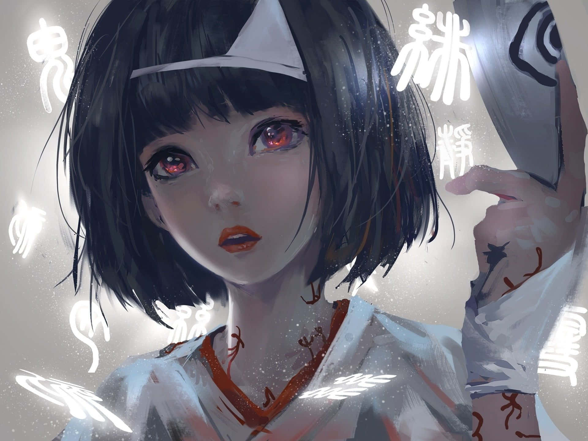 時尚酷炫的黑髮動漫少女 壁紙 — 一位年輕的動漫女孩，紅眼睛黑頭髮，手持面具，發光的漢字在她周圍漂浮，營造出神秘的場景。