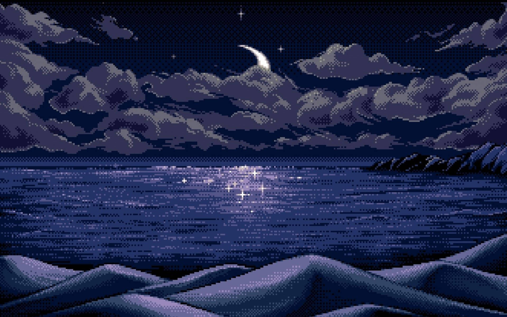 暗像素閃耀的海灘 壁紙 — 像素藝術夜景，新月、星星和烏雲倒映在平靜的海洋上，遠處有岩石海岸。