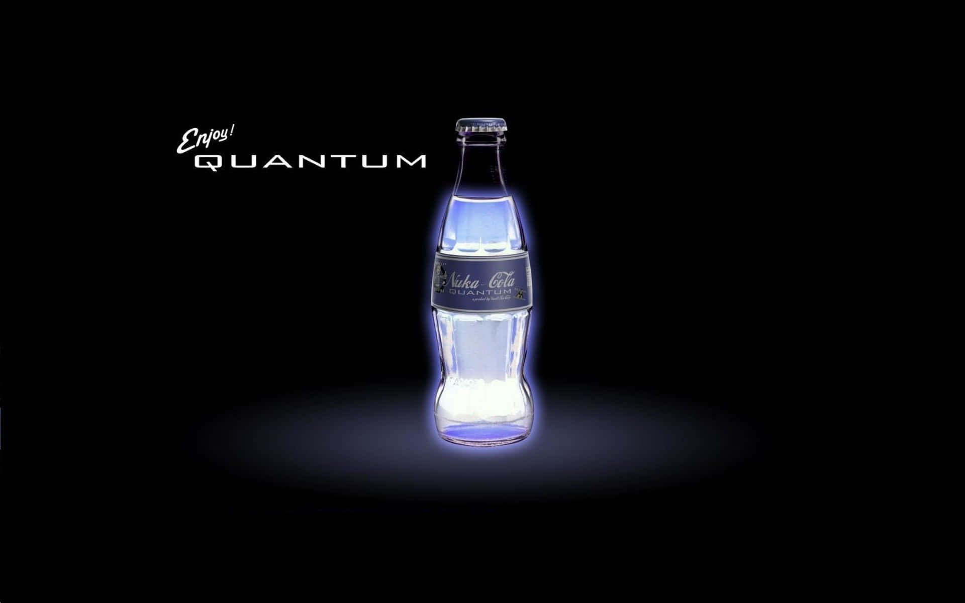 一個發光的藍色Quantum Coca-Cola瓶子，黑色背景上有文字。