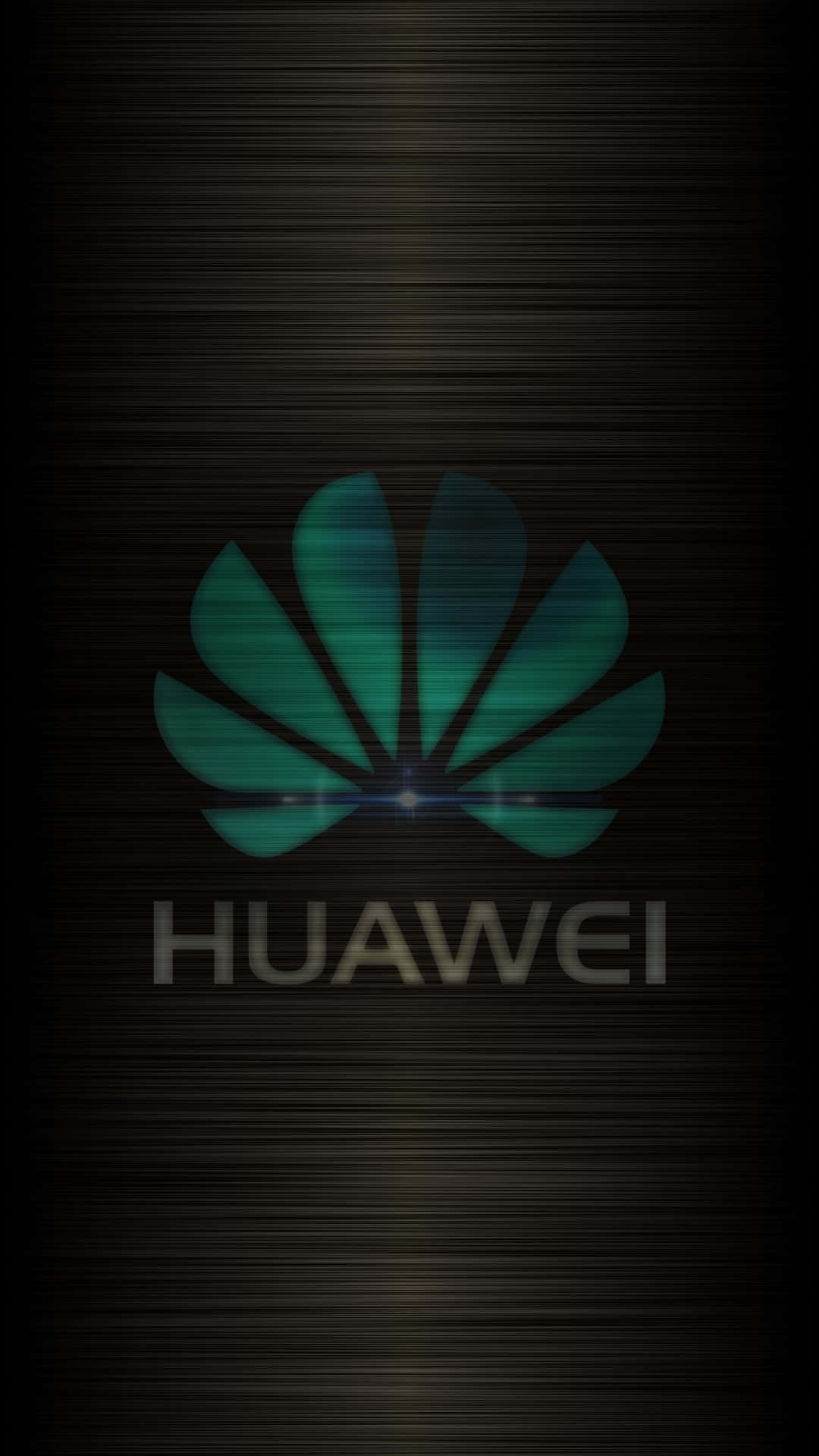 最新華為智慧手機 — 準備席捲市場 壁紙 — Huawei 標誌在深色拉絲金屬背景上發出青綠色光芒，帶有微妙的光條。