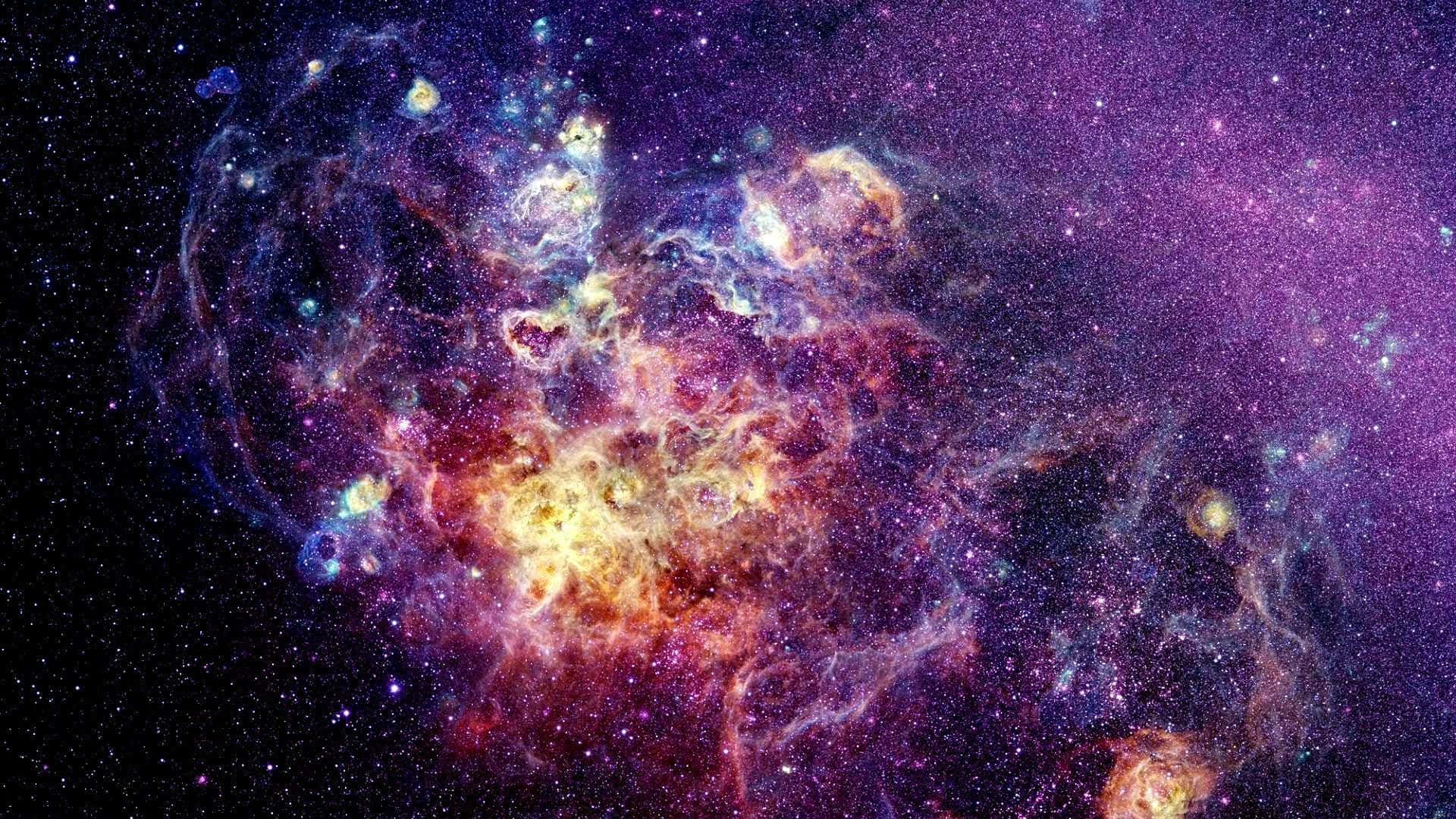 在深空中閃耀著星星的充滿活力的紫色、橙色和藍色星雲。