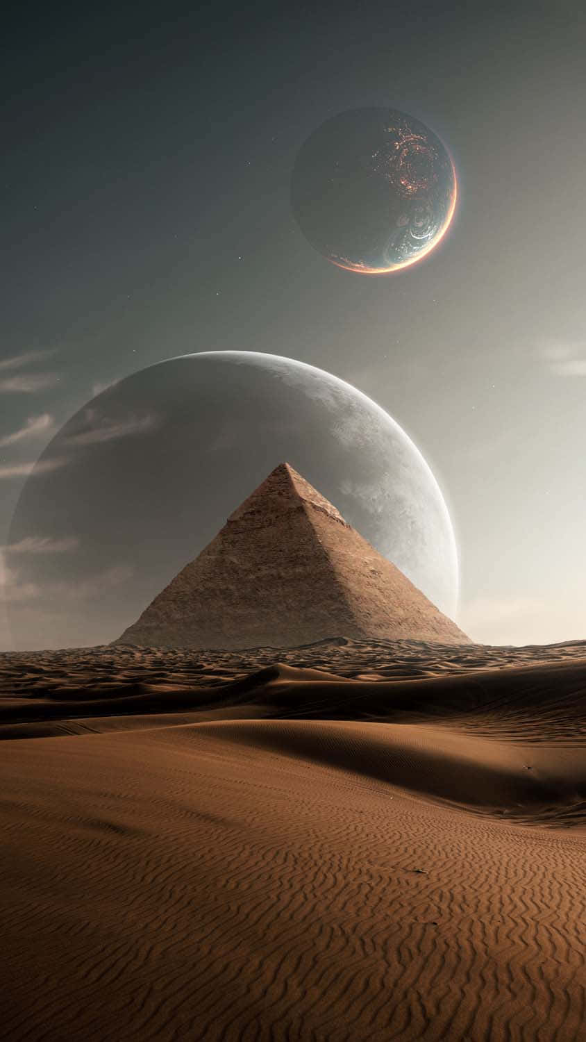 月之金字塔與行星 壁紙 — 一座孤獨的金字塔從起伏的沙漠沙丘中升起，在暮色天空下，兩顆發光的行星懸掛天際。