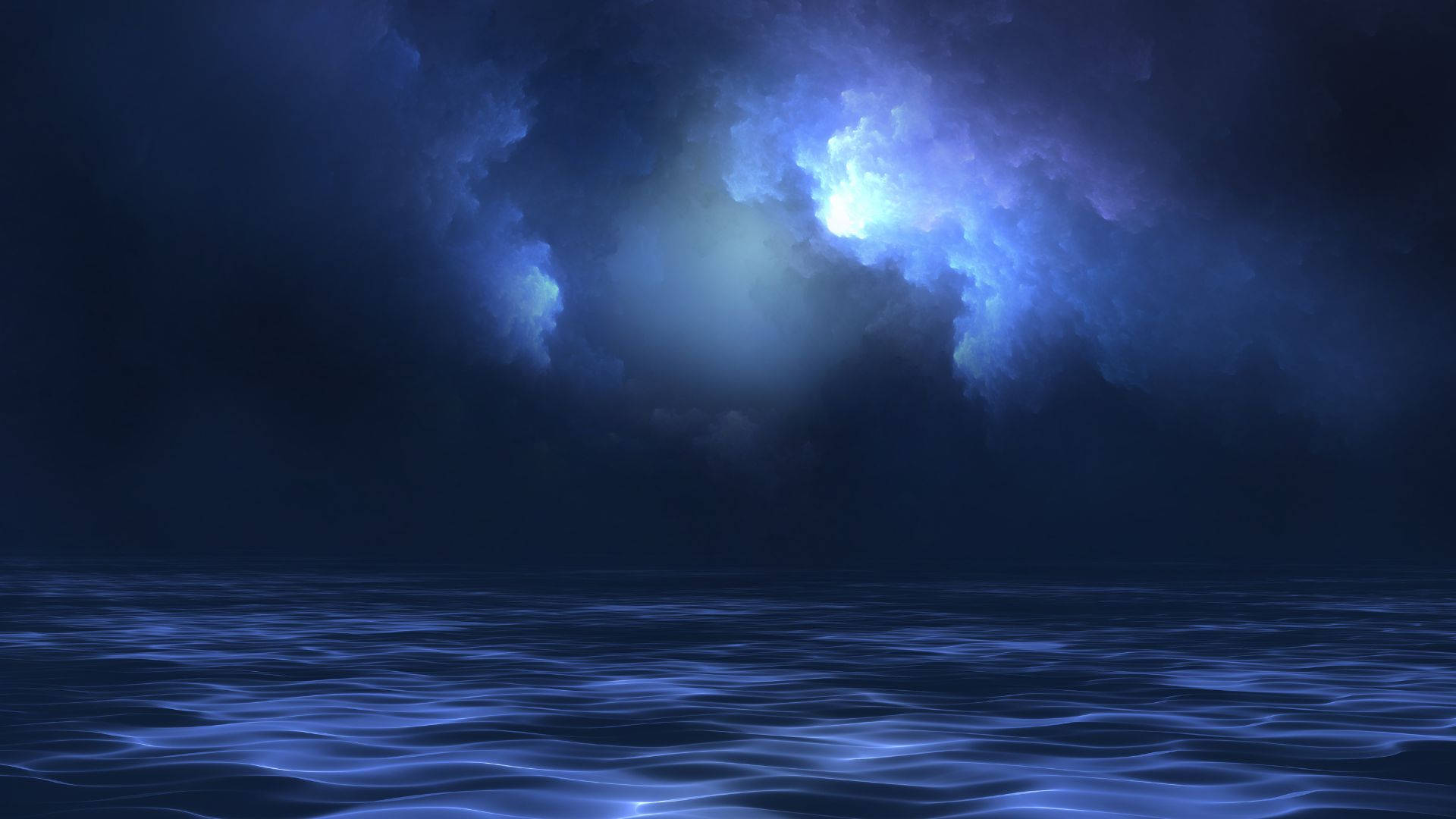 在發光的暴風雨夜空下，深色的海浪與藍色雲朵。