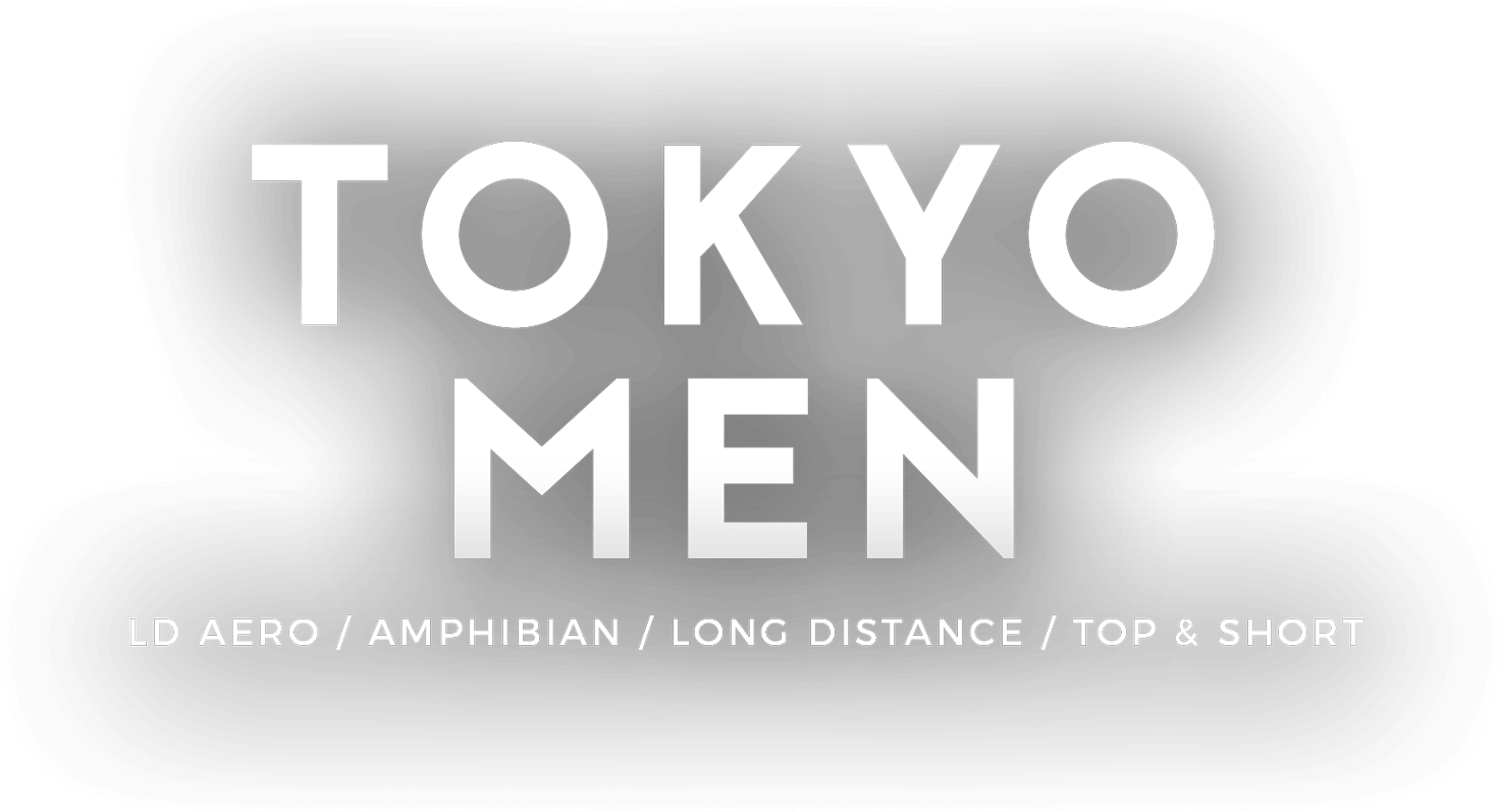 東京男子圖形設計 壁紙 — 黑色背景上粗體白色文字顯示TOKYO MEN，下方較小文字列出LD AERO和AMPHIBIAN等功能。