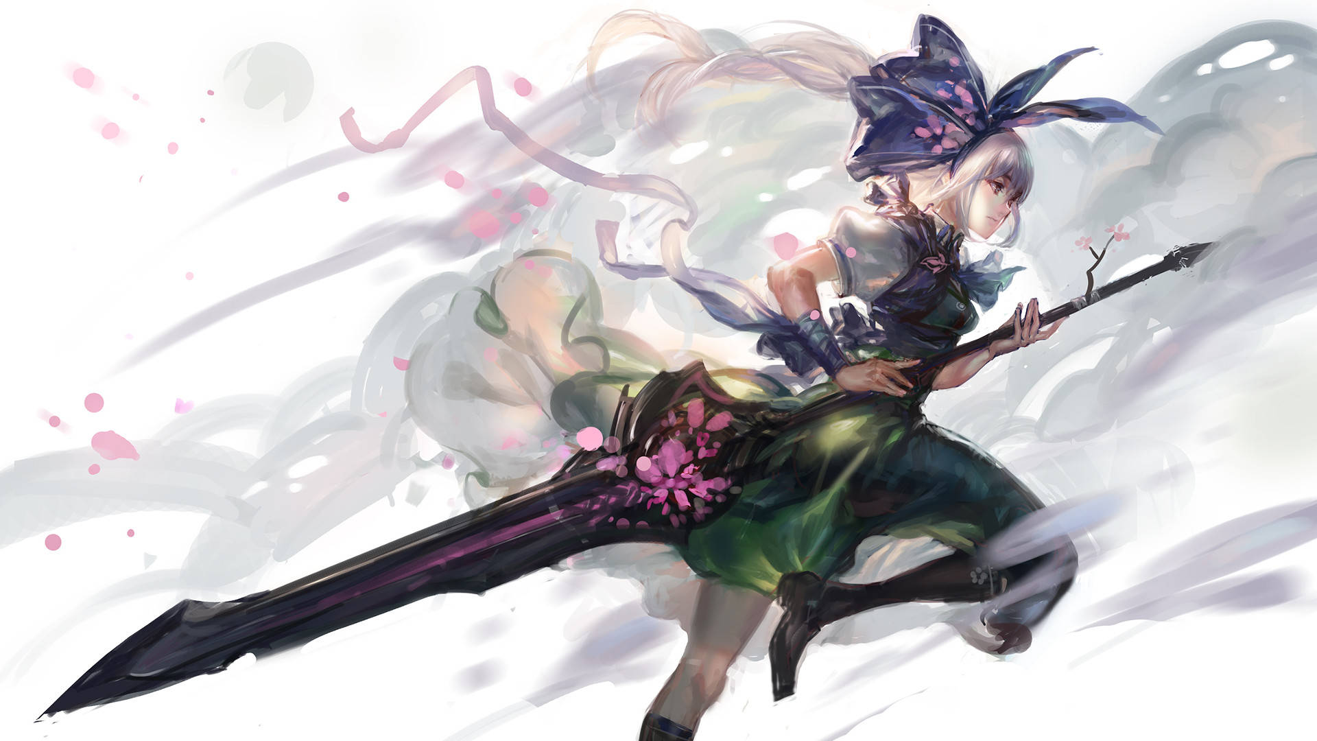 東方Project 由霧·紅葉 壁紙 — 一位充滿動感的動漫女孩，銀色頭髮，戴著蝴蝶帽，在旋轉的粉紅櫻花和薄霧中揮舞著長劍。