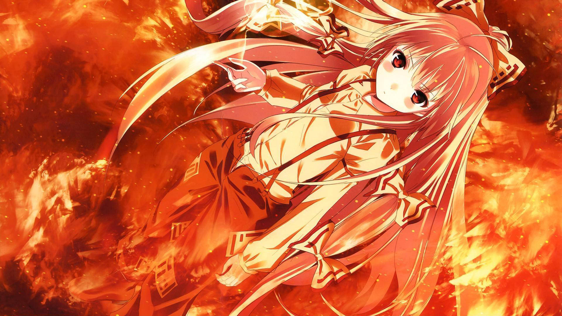 東方火之 壁紙 — 一位火紅頭髮的動漫女孩，紅眼睛，在旋轉的火焰中揮舞著發光的劍，呈現出動態的戰鬥場景。