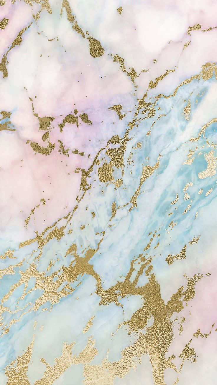 Marble Phone 桌布 壁紙 — 柔和的粉紅、藍色和白色粉彩大理石漩渦，配上閃爍的金箔點綴，營造出奢華的抽象背景。