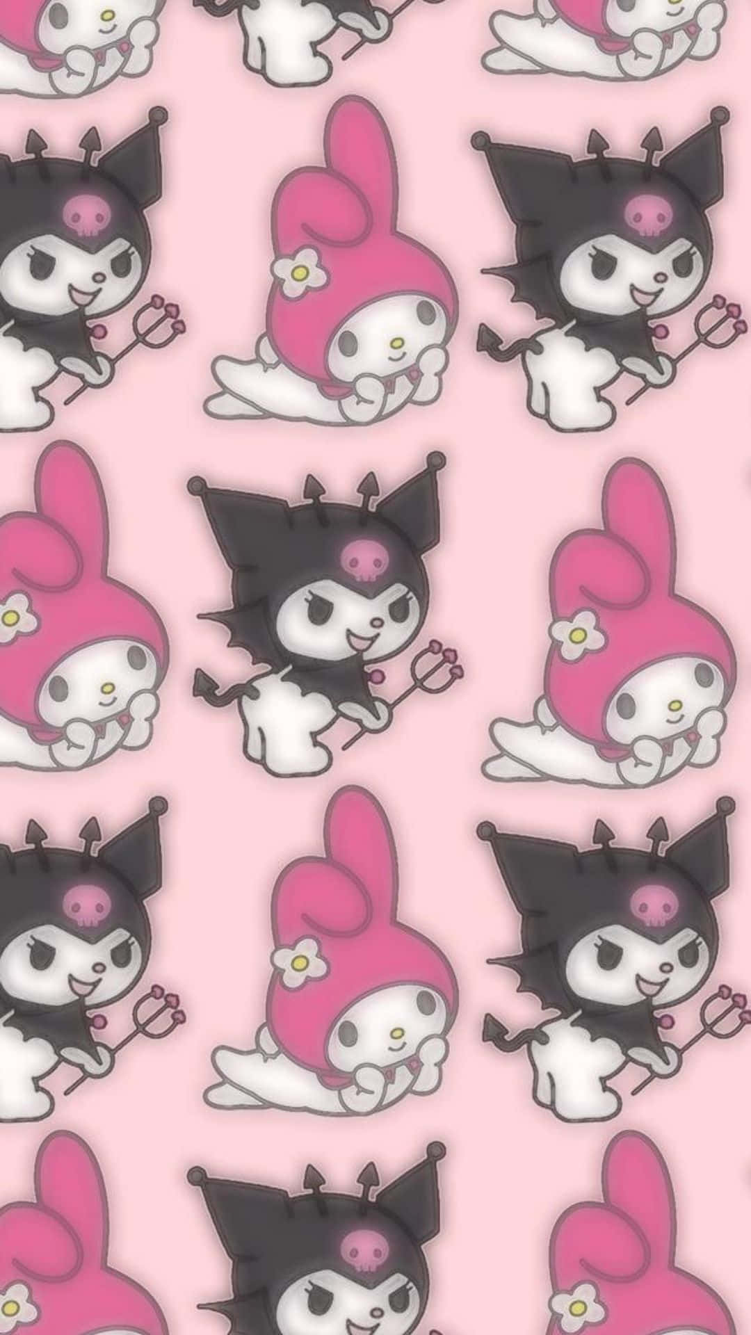 Kuromi And My Melody 桌布 壁紙 — 柔軟嘅粉紅色背景上，可愛嘅粉紅色同黑色Kuromi角色重複圖案，佢哋揸住細小嘅草叉。