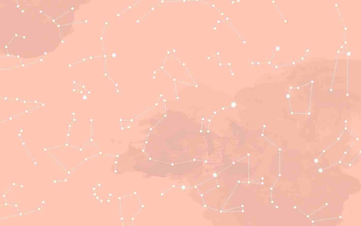 星星 桌布 壁紙 — 柔軟的蜜桃色背景，點綴著精緻的白色點狀星座和微妙的雲狀紋理。