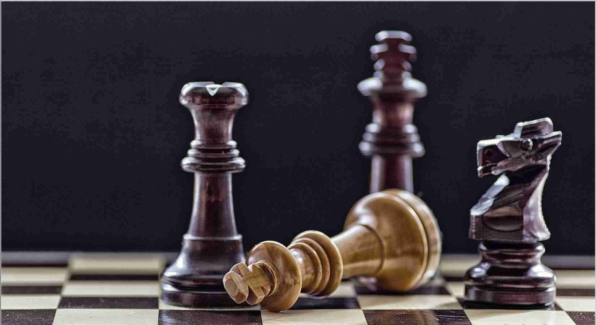 棋盤上的棋子 壁紙