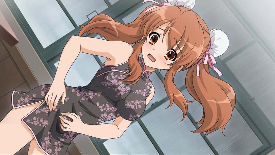 Mikuru Asahina 桌布 壁紙 — 棕色雙馬尾辮、穿著櫻花裙的動漫女孩在現代房間裡俏皮地靠著。