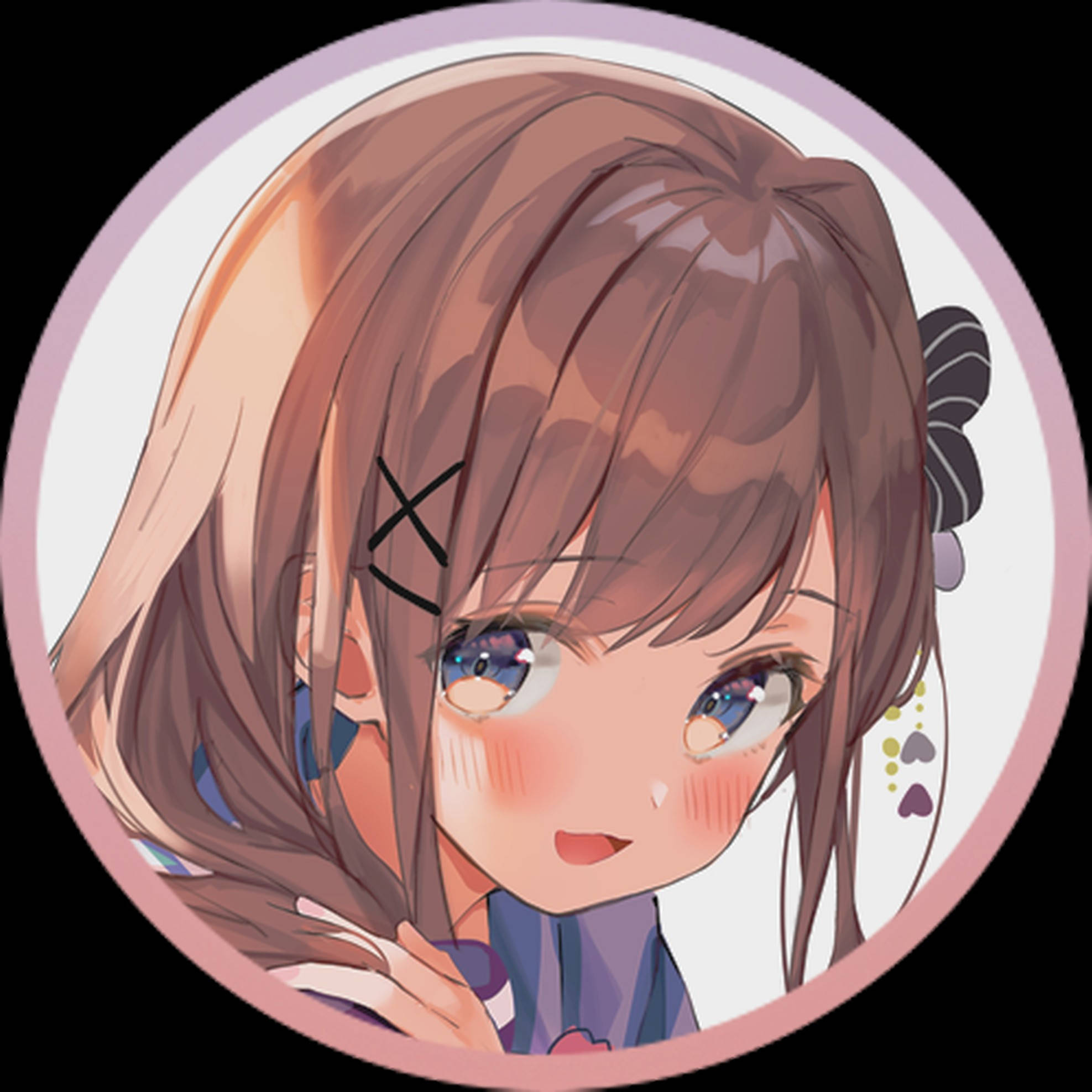 棕髮女孩動漫頭像 壁紙 — 一個可愛的動漫女孩，棕色頭髮和藍色眼睛，在圓形框架中微笑，帶有紅暈和淚滴。