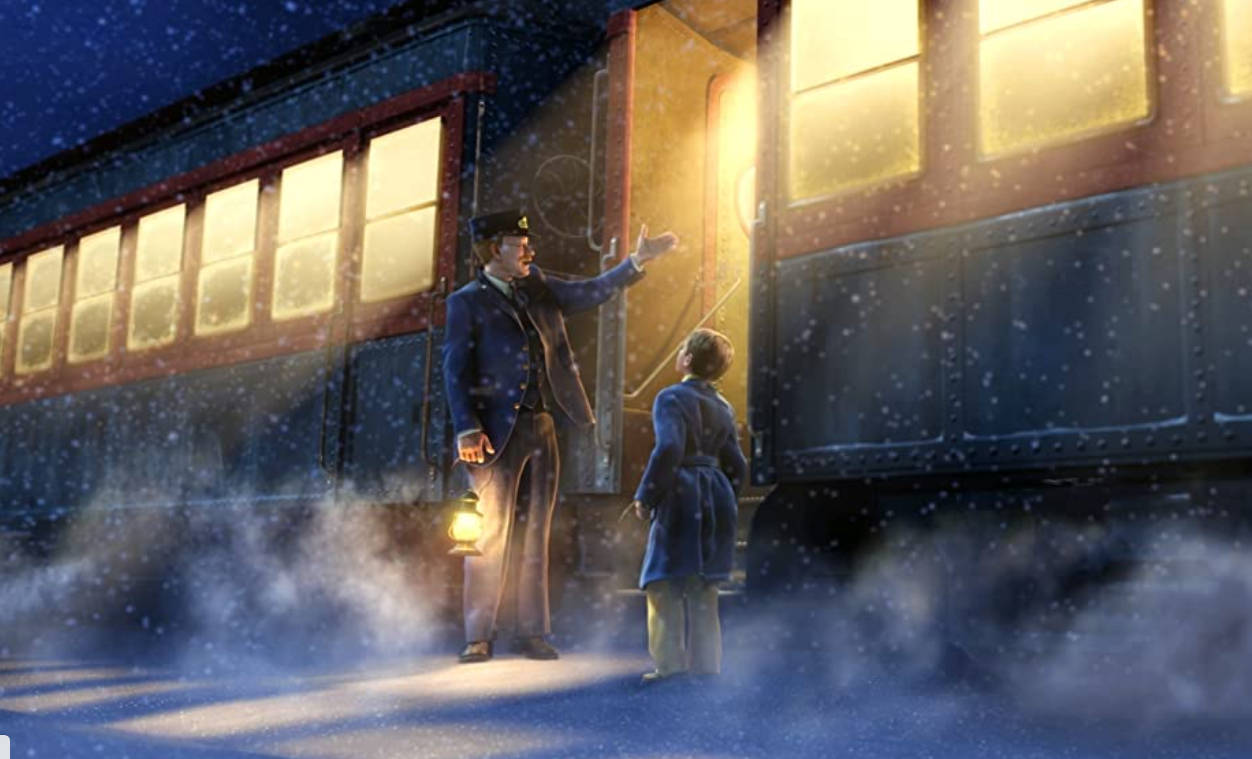 列車長在星空下雪地車站歡迎小孩。