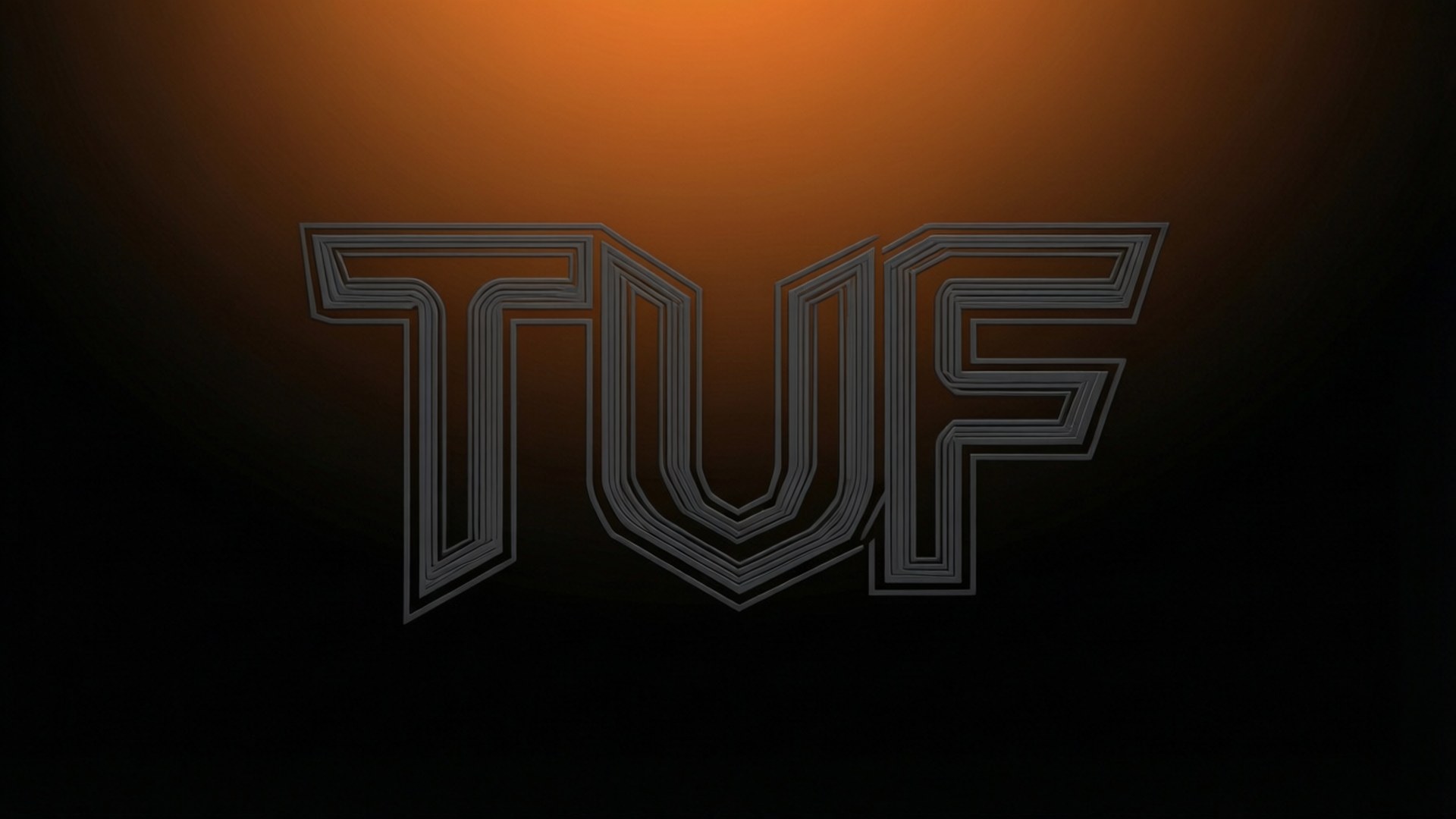 在深橙色漸變背景上，帶有分層金屬線條的風格化 TUF 標誌