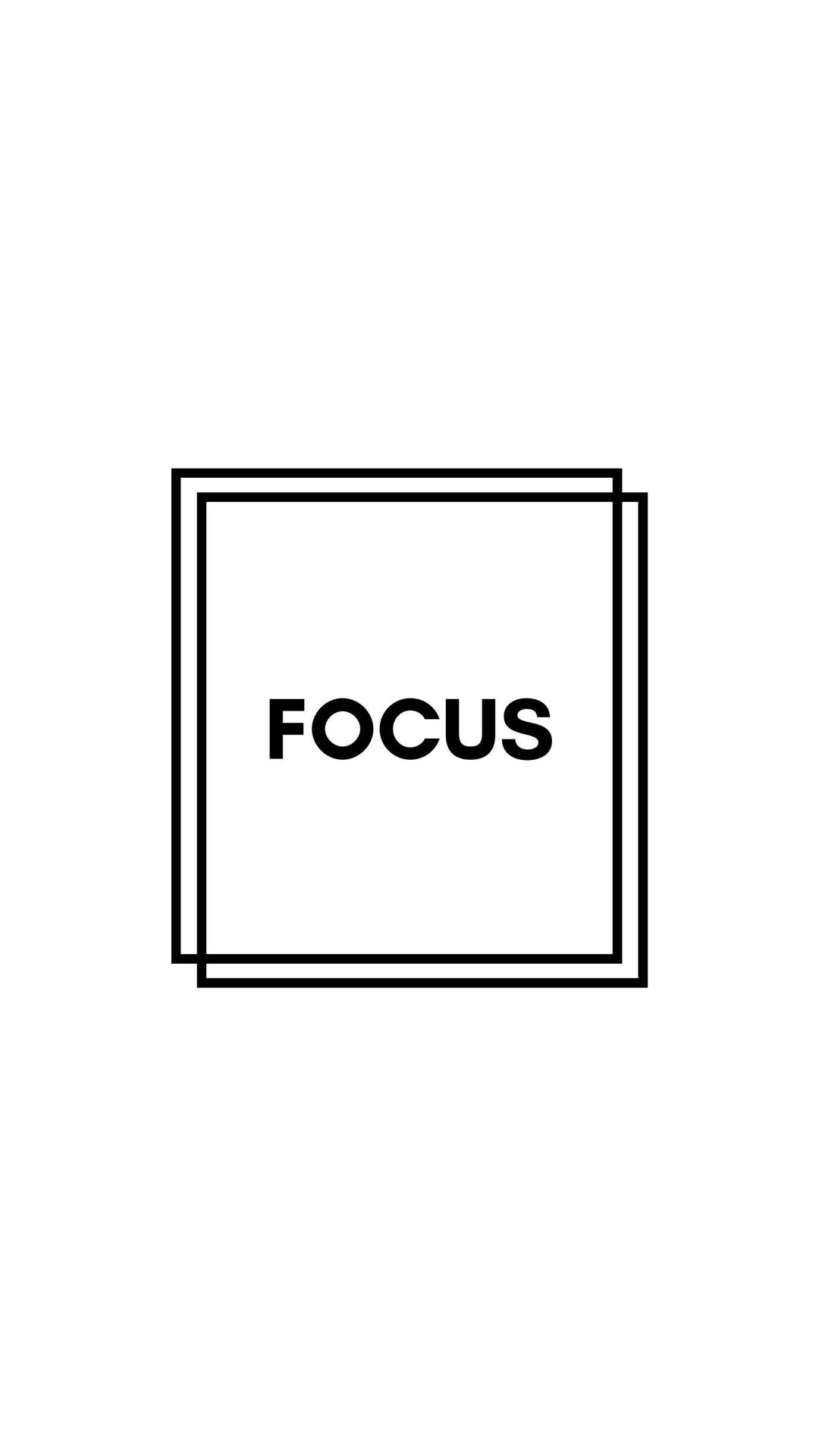 極簡圖形，重疊正方形內有「focus」一詞。