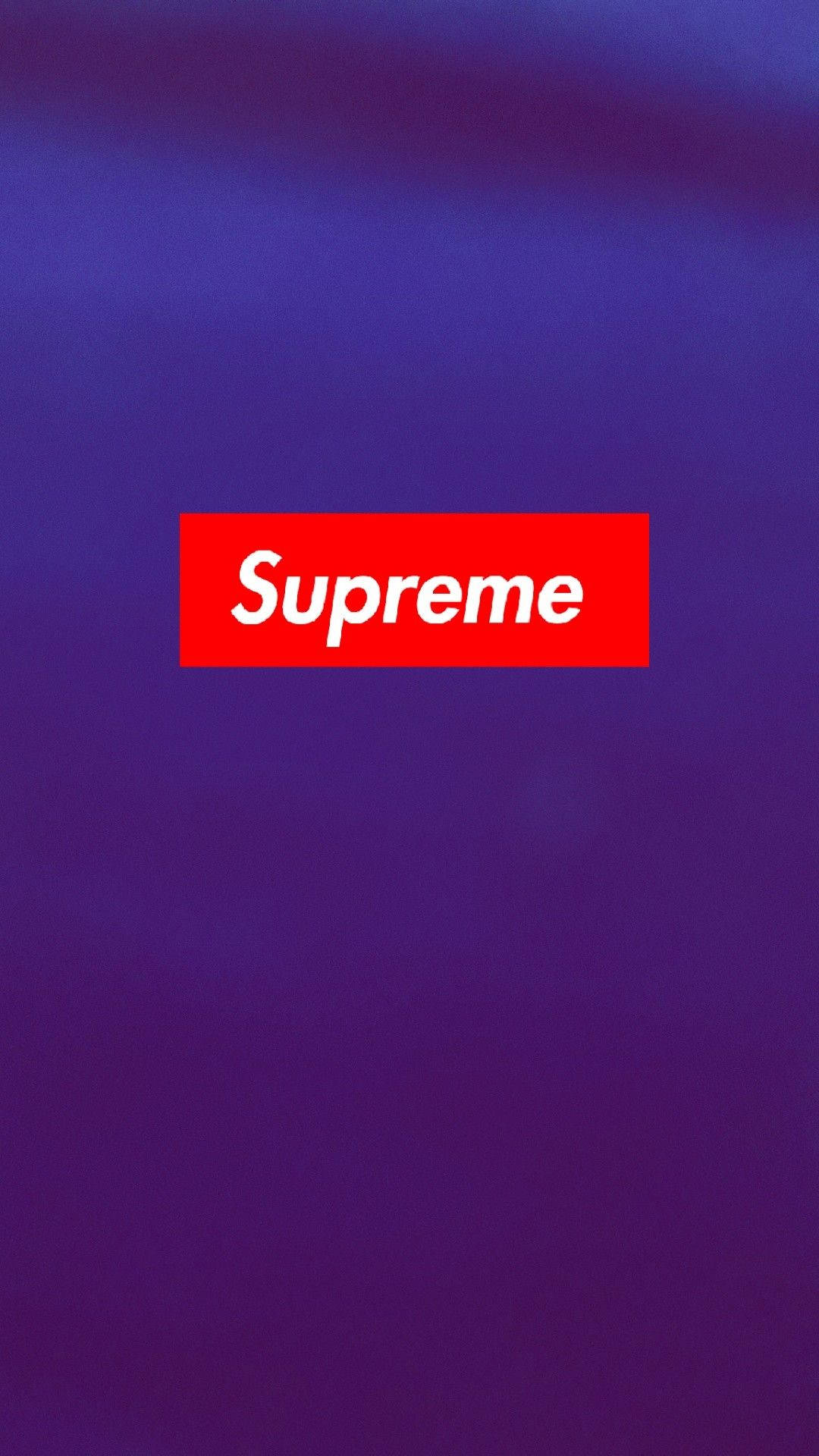 紫色漸變背景上的紅色Supreme標誌。