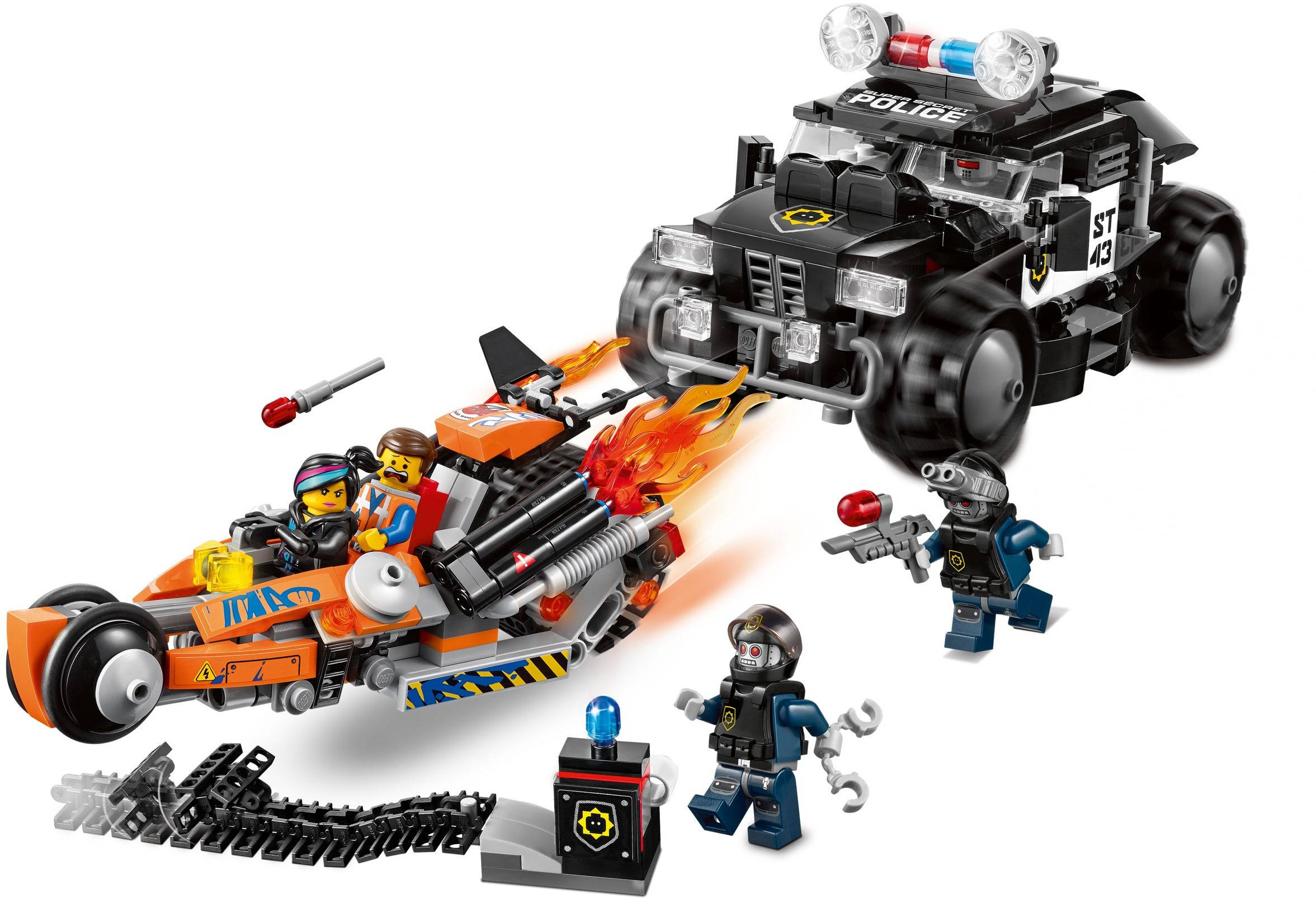 《樂高電影》警察聯名玩具 壁紙 — LEGO 警察追捕場景，黑色巡邏車追捕橙色噴火飛車，迷你人偶正在行動。