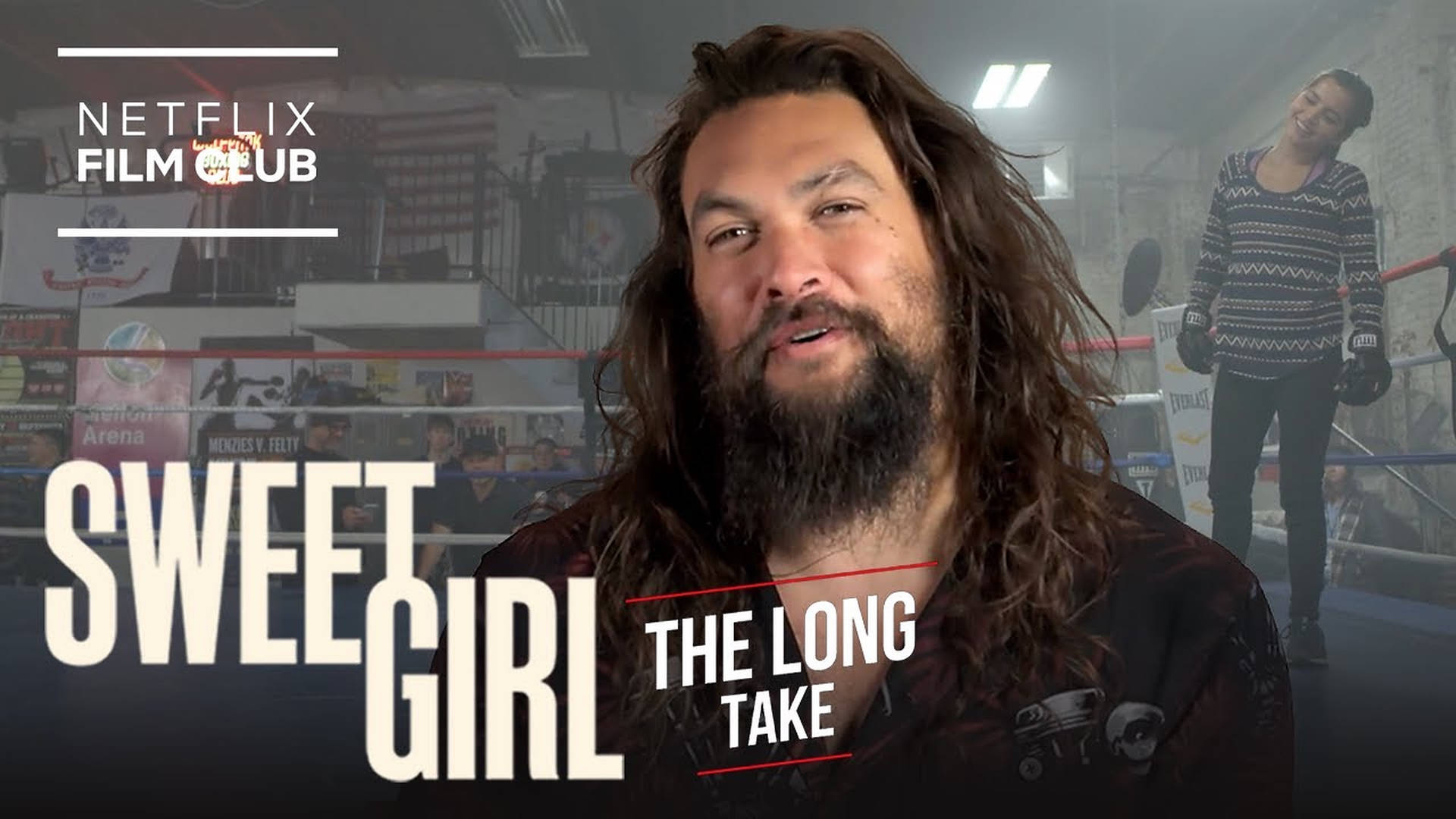 Jason Momoa 在 Netflix Film Club 訪問期間身處拳擊台。