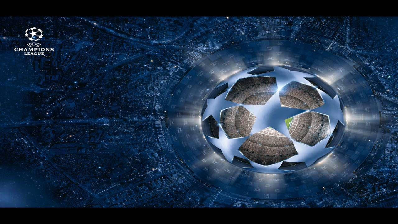 歐聯獎盃在夜間懸浮於城市上空，帶有藍色燈光。