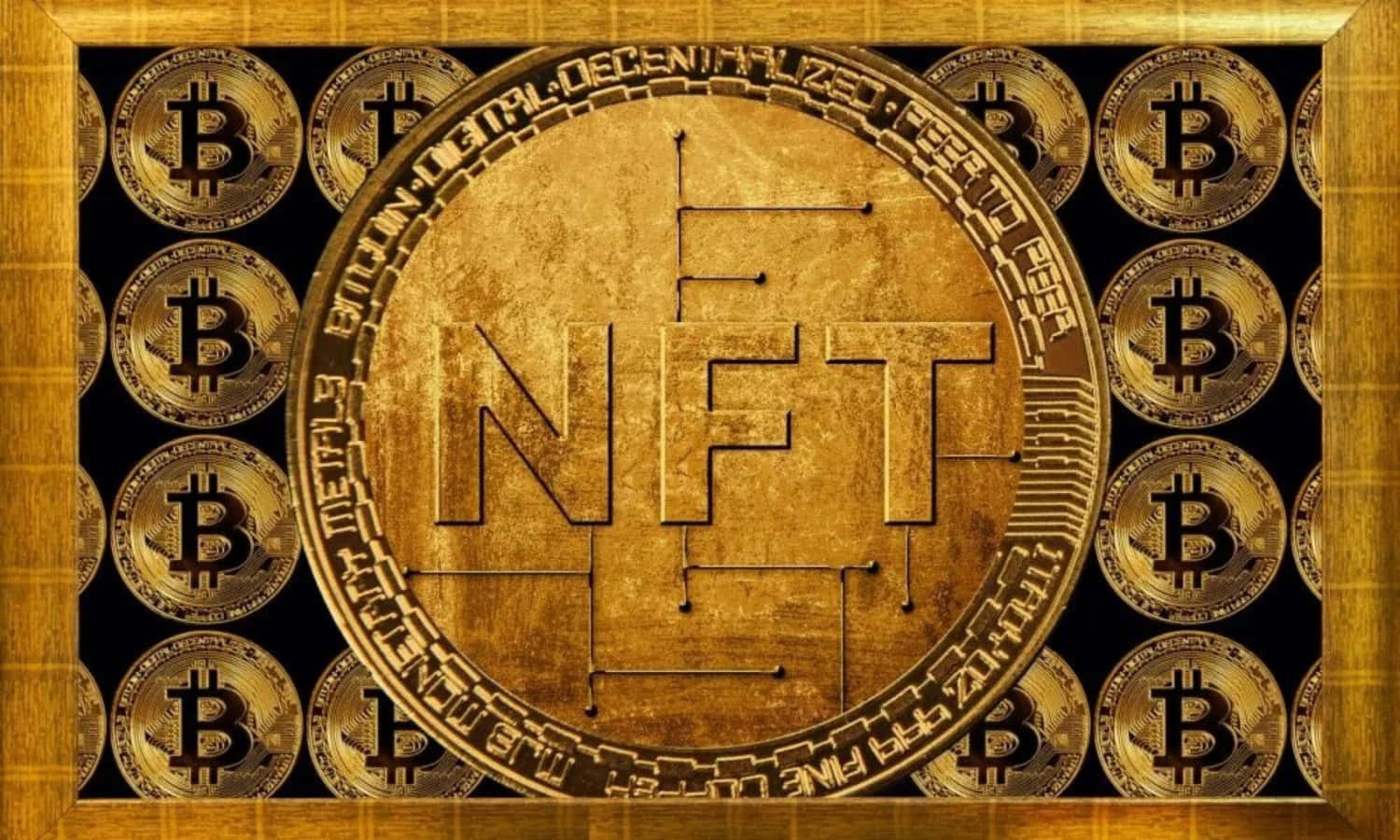 金色NFT硬幣被比特幣硬幣包圍，形成一個鑲框的數位藝術品。
