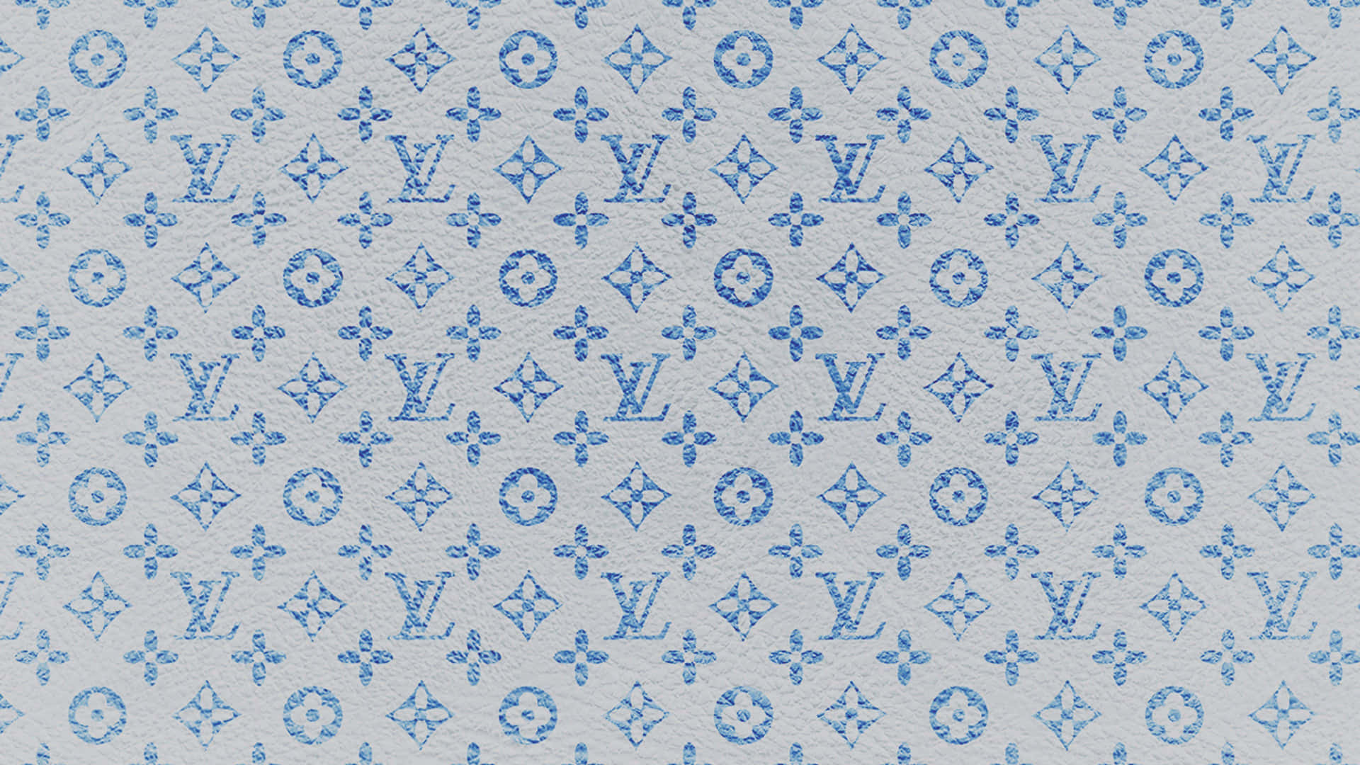 紋理淺灰色皮革上的藍色字母組合圖案。
