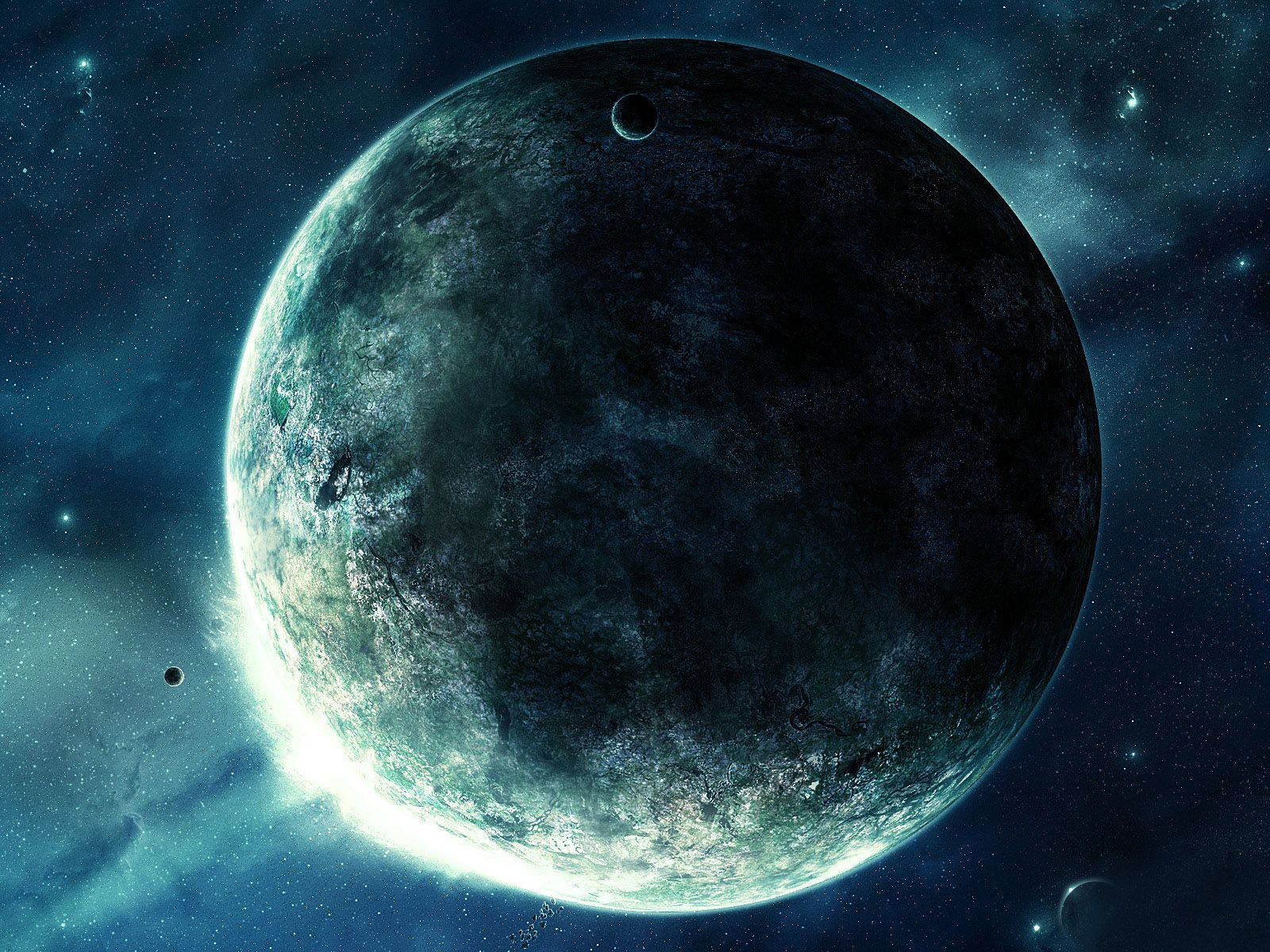 死太陽與水星的影子 壁紙 — 一個巨大的黑暗行星，帶有發光的大氣帶，主宰著星空宇宙場景，遠處有衛星和星雲。