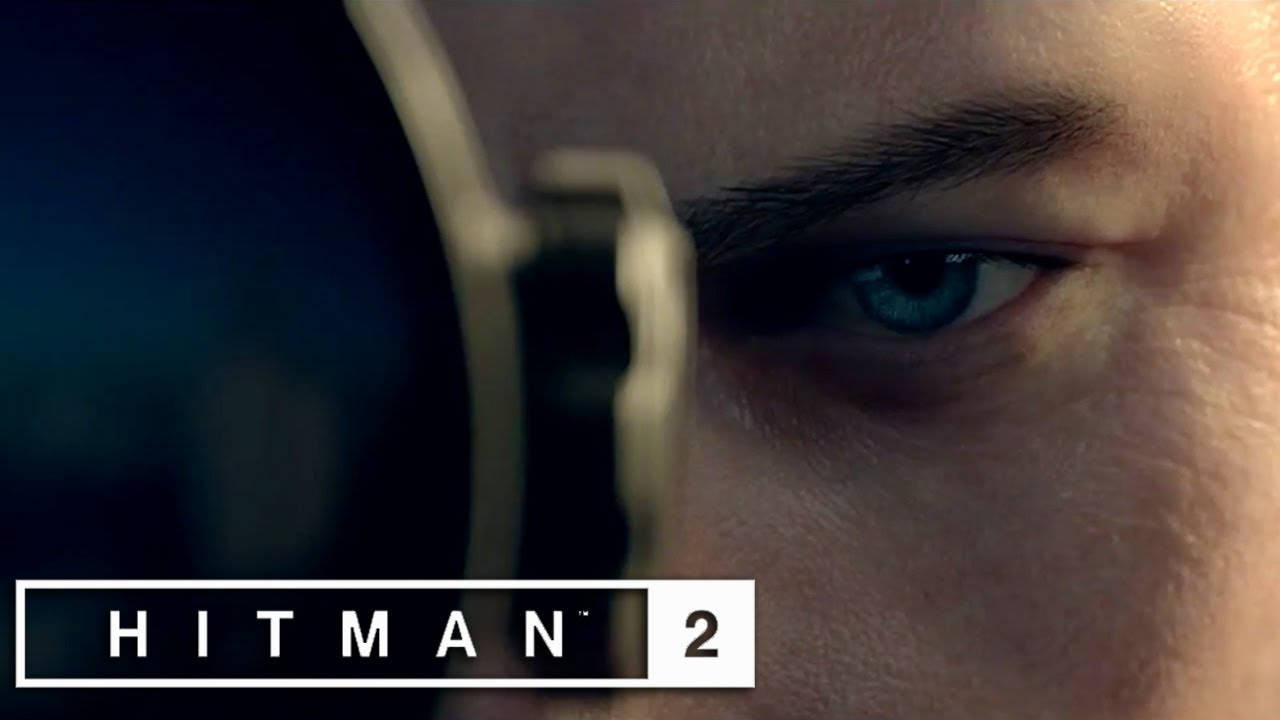 Hitman 2 中透過步槍瞄準鏡看到的藍眼睛特寫。