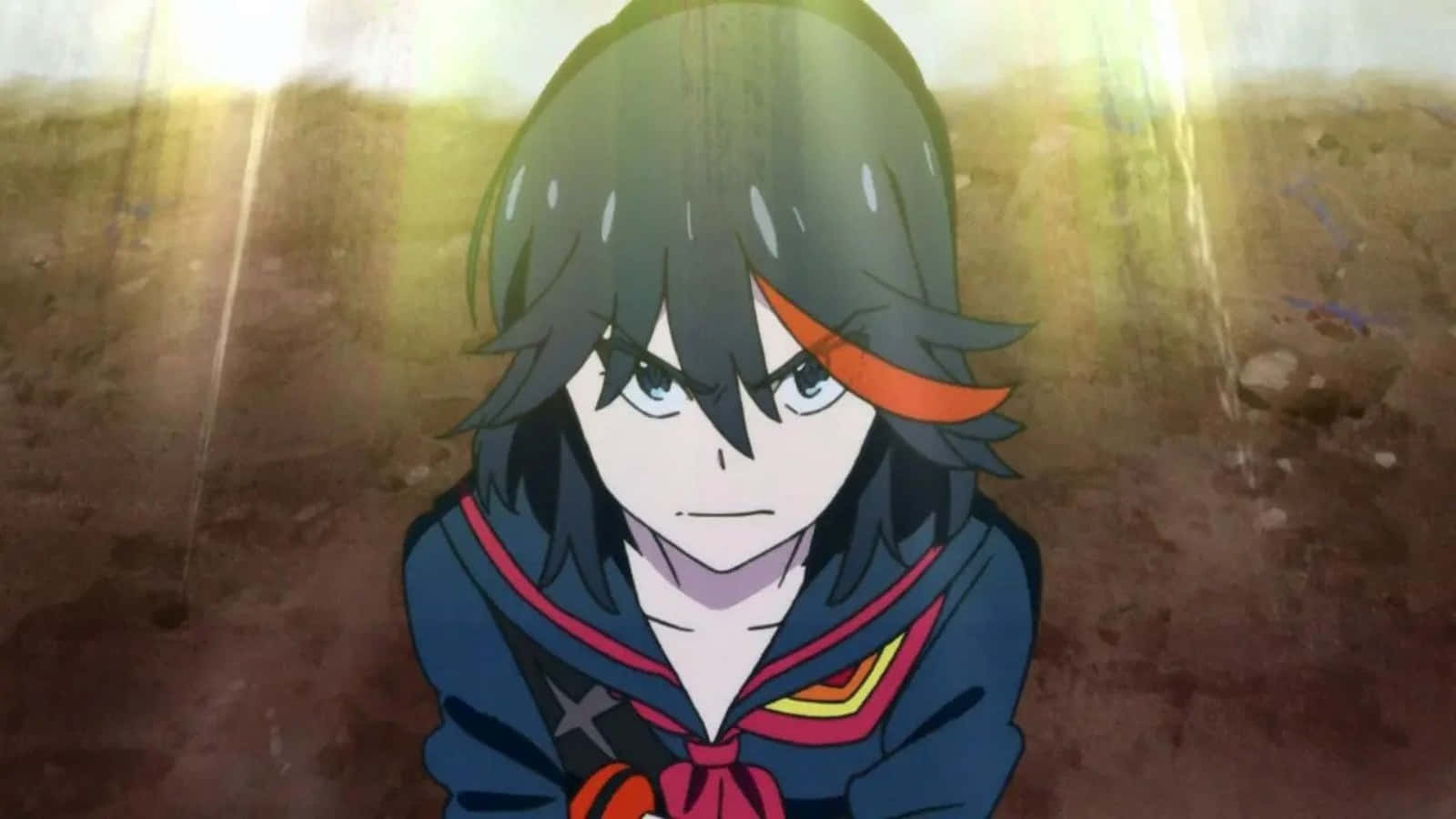 黑髮戴橙色頭帶的動漫女孩穿著水手服，在塵土飛揚的環境中神情嚴肅。