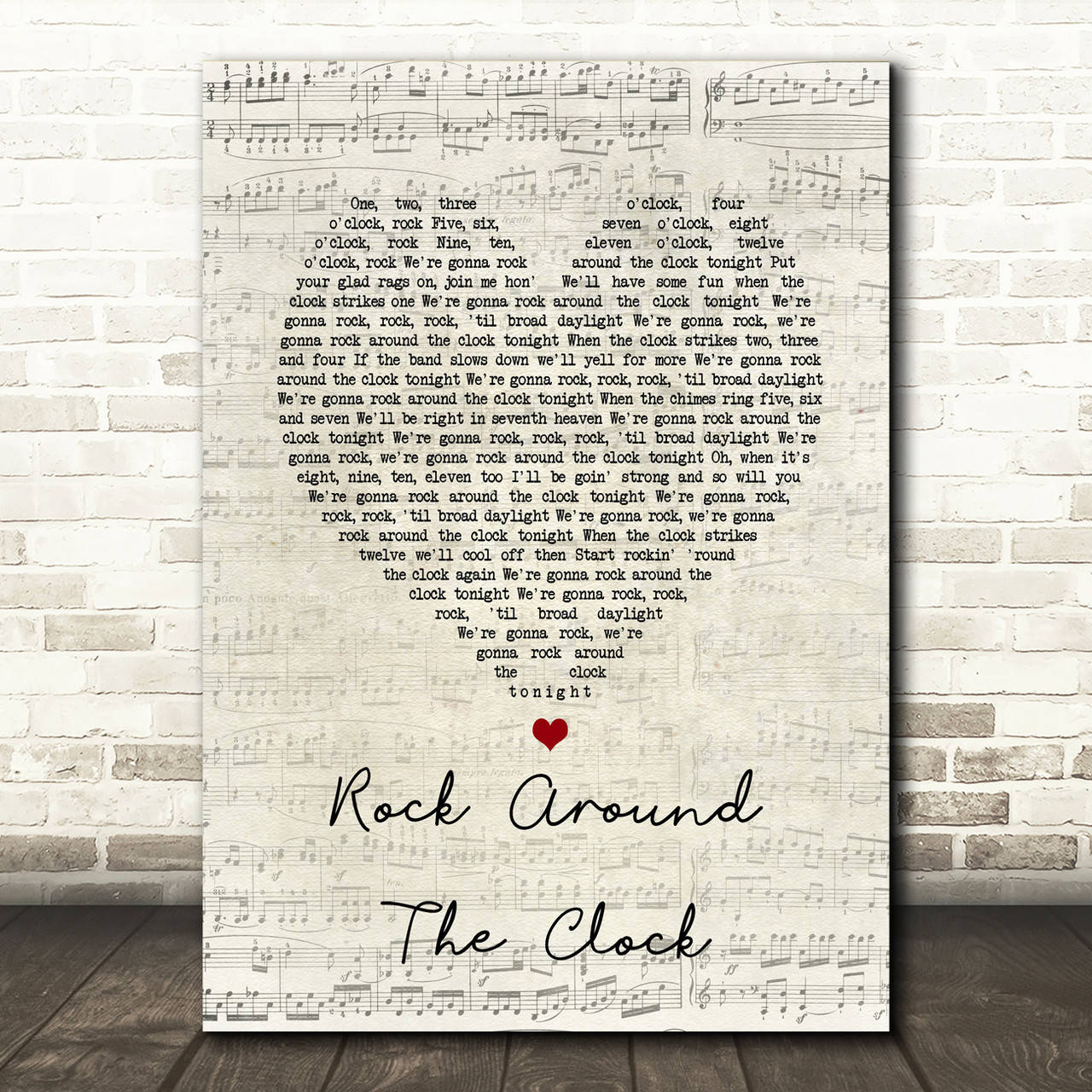 《Rock Around the Clock》歌詞的帆布印刷品，印在帶有紅色心形的樂譜上，安裝在磚牆上。