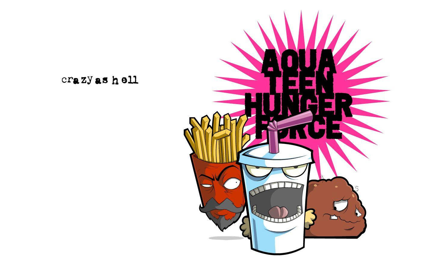 水晶少年 瘋狂到極點 壁紙 — 卡通快餐角色帶憤怒表情，以及 'Aqua Teen Hunger Force' 標誌後方的粉紅色爆炸。