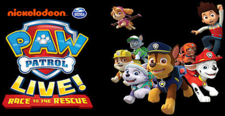 汪汪隊立大功：賽車救援現場演出宣傳圖 壁紙 — Paw Patrol 角色以動感姿勢呈現在黑色背景上，配以鮮豔標誌和文字。