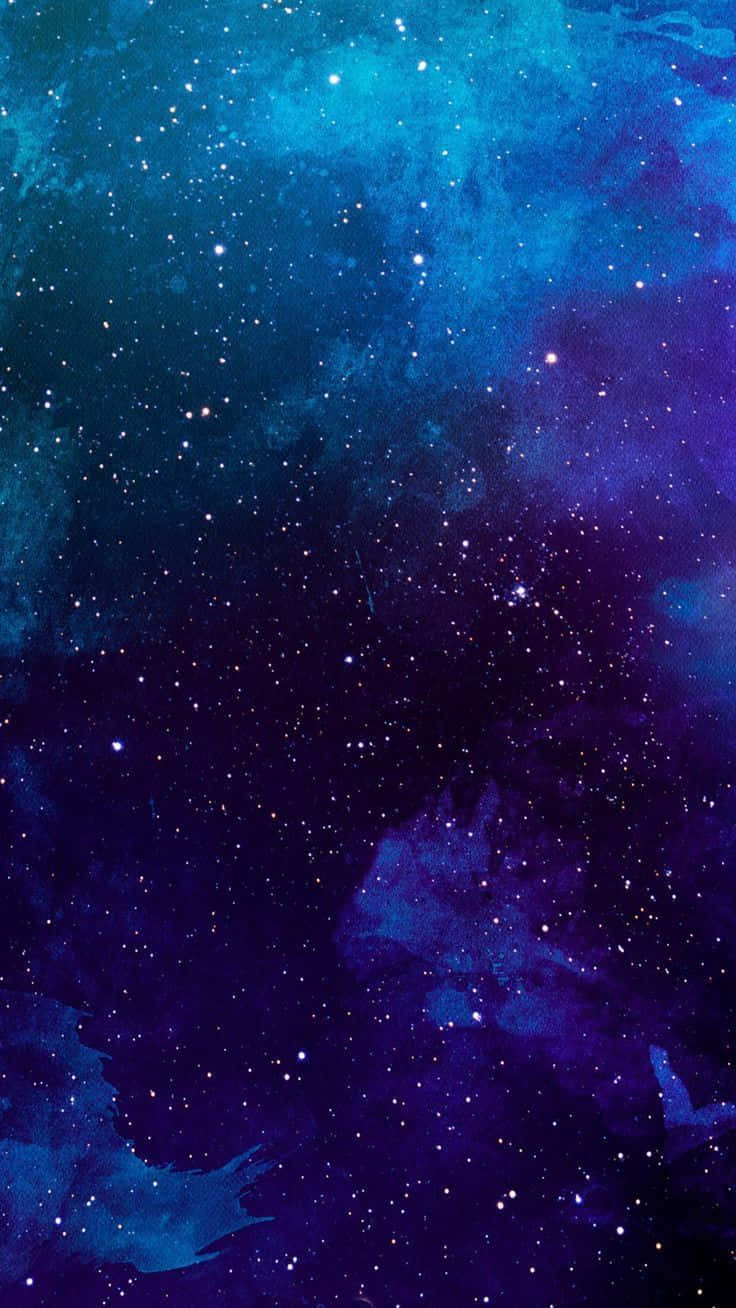 充滿活力的宇宙場景，星星和星雲呈現藍色和紫色調。