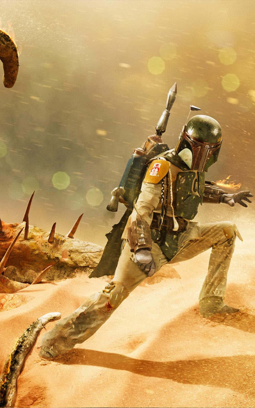 The Sarlacc Pit 桌布 壁紙 — 波巴·費特身穿全套盔甲，在金色光芒下走過塵土飛揚的沙漠戰場，周圍沙塵飛舞。