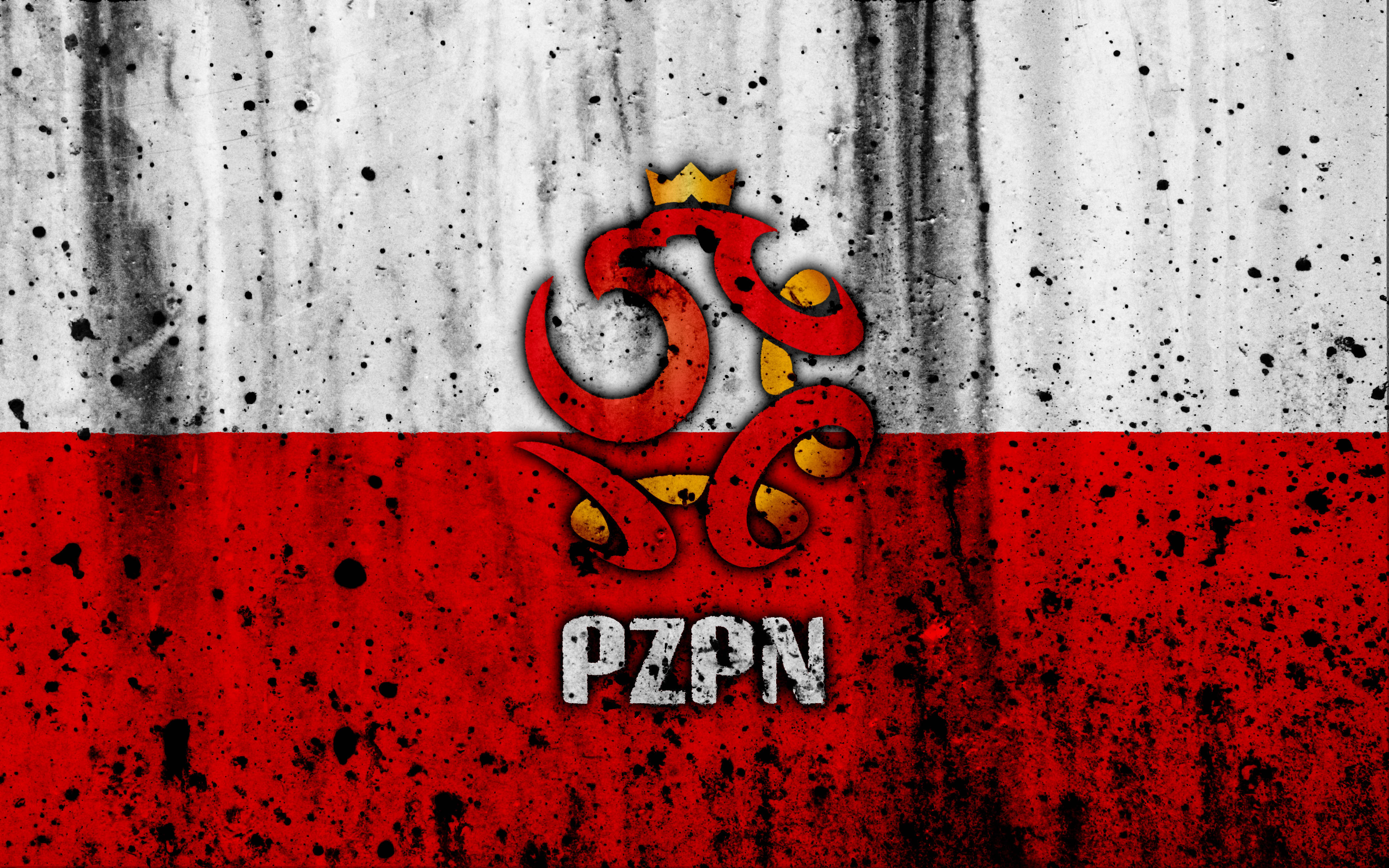 Poland Flag 桌布 壁紙 — 波蘭國家足球徽章，帶有皇冠和紅白條紋，背景為粗糙紋理。
