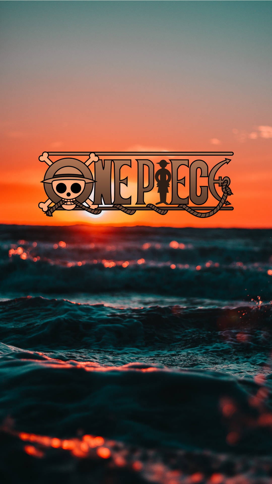 One Piece 標誌在日落海上，有破碎的海浪。
