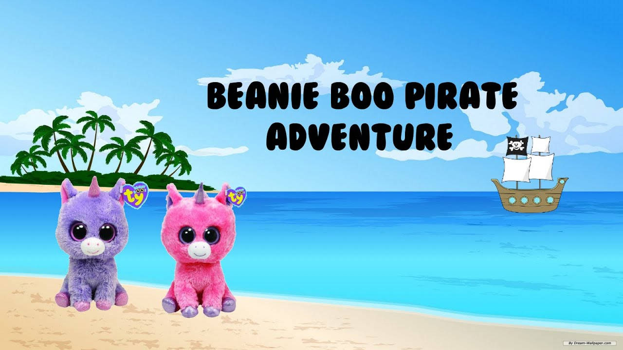 海邊的Beanie Boos獨角獸 壁紙 — 兩隻毛絨獨角獸Beanie Boos坐在陽光明媚的海灘上，一艘海盜船在明亮的藍天下駛過棕櫚樹。
