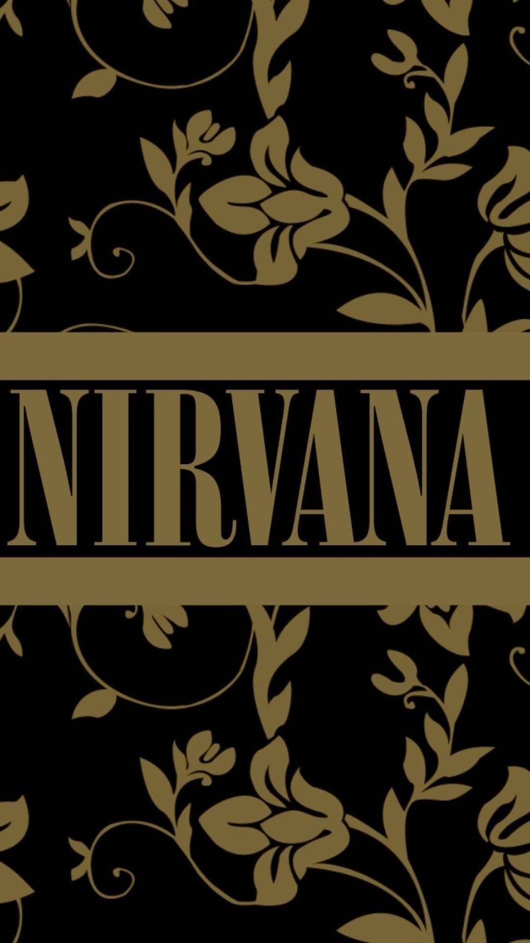 黑色背景上帶花卉圖案的金色Nirvana樂隊標誌